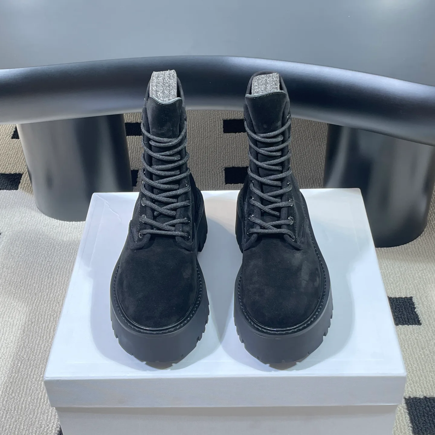 Ботинки Женские Celine 18041608