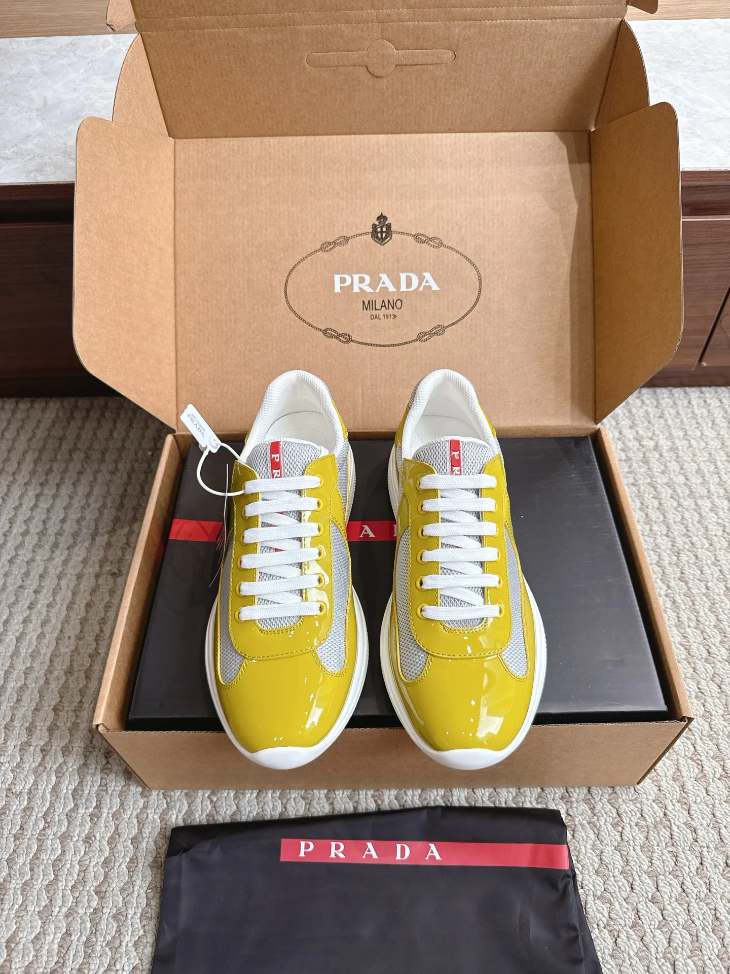 Кроссовки Женские Prada 17470431