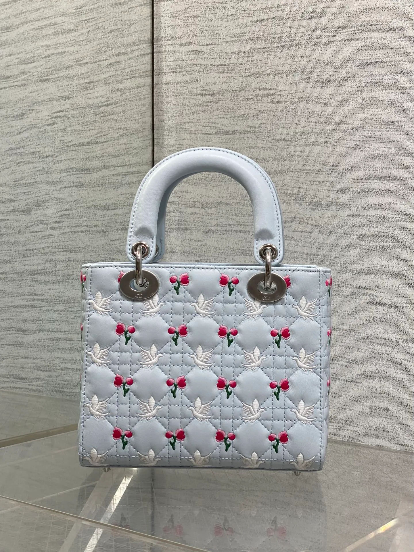Классические Сумки Женские Christian Dior 17601326