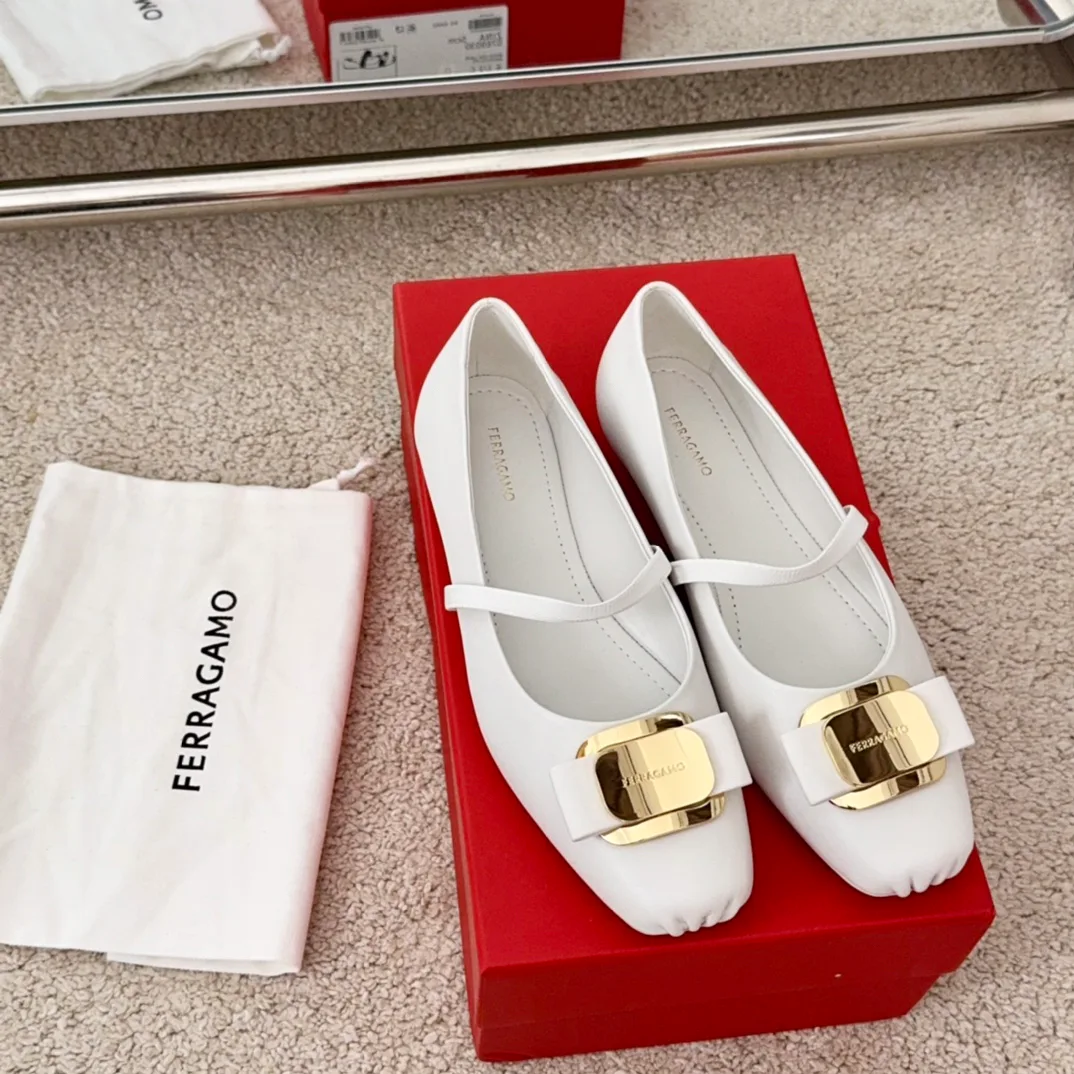 Балетки Женские Salvatore Ferragamo 20298