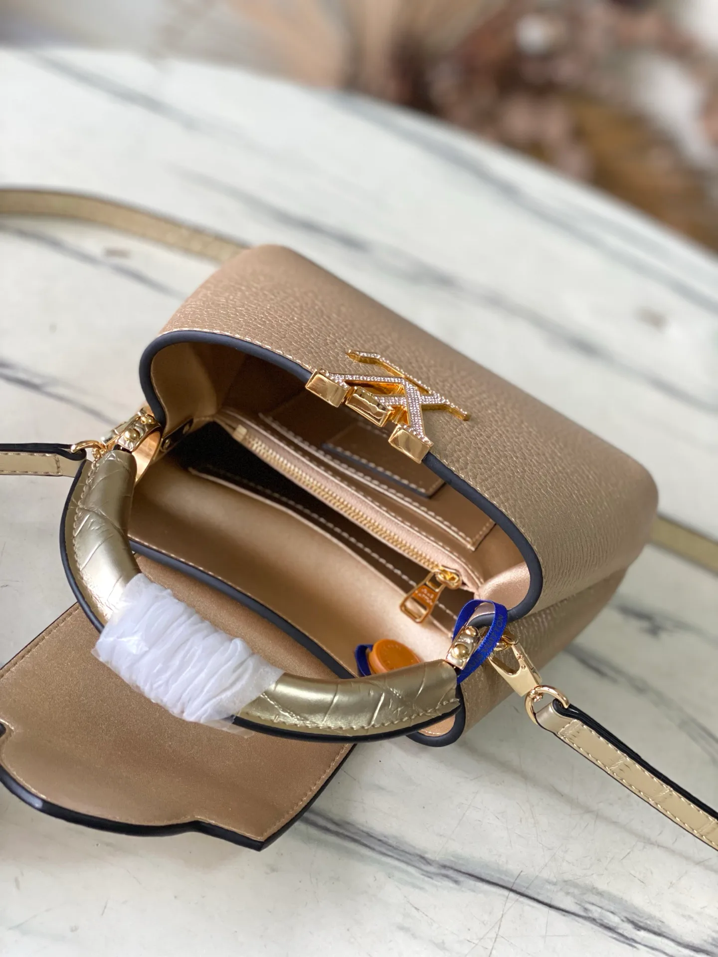 Классические Сумки Женские Louis Vuitton 17450393