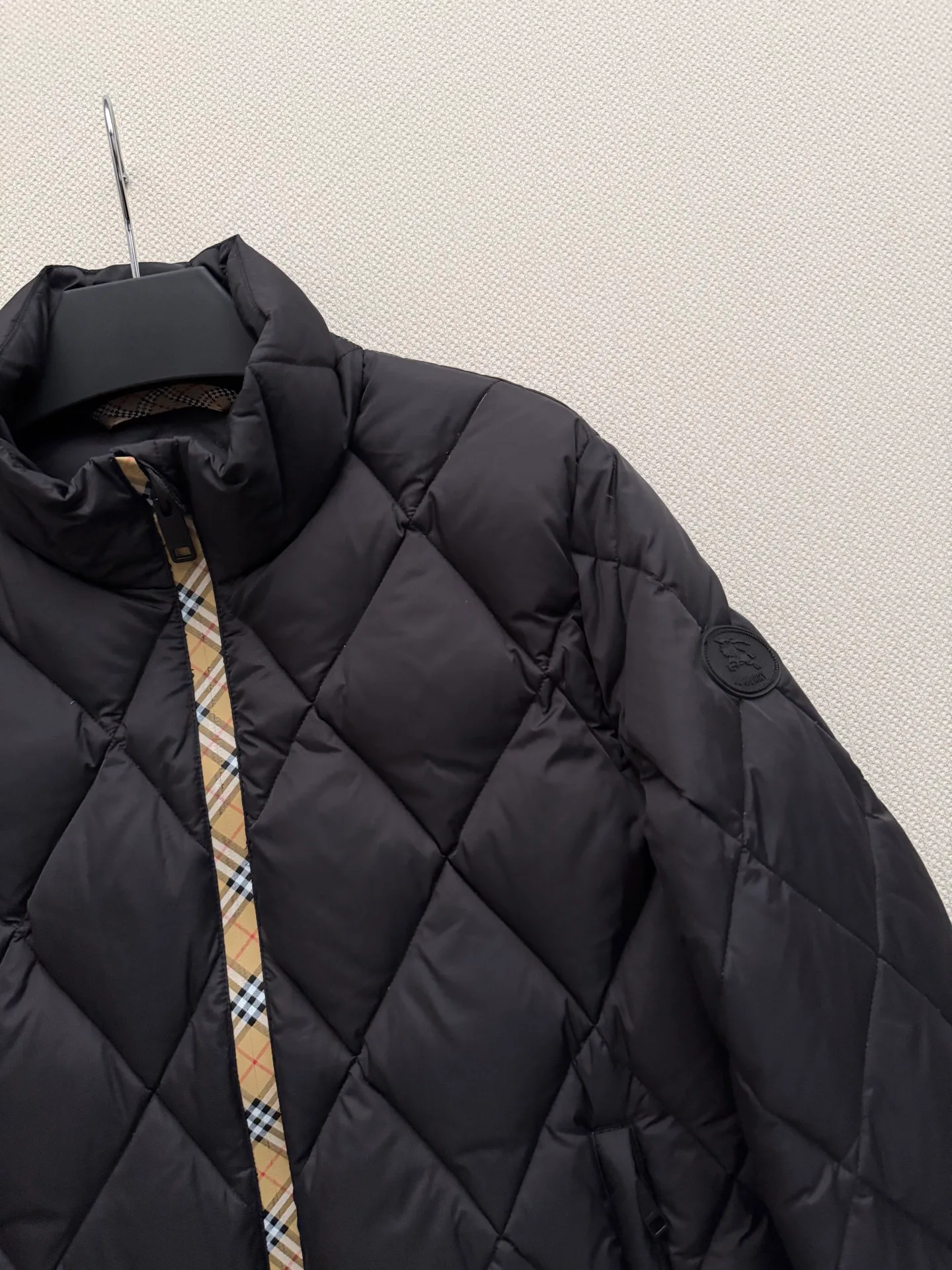 Куртки И Пуховики Женские Burberry 18379640