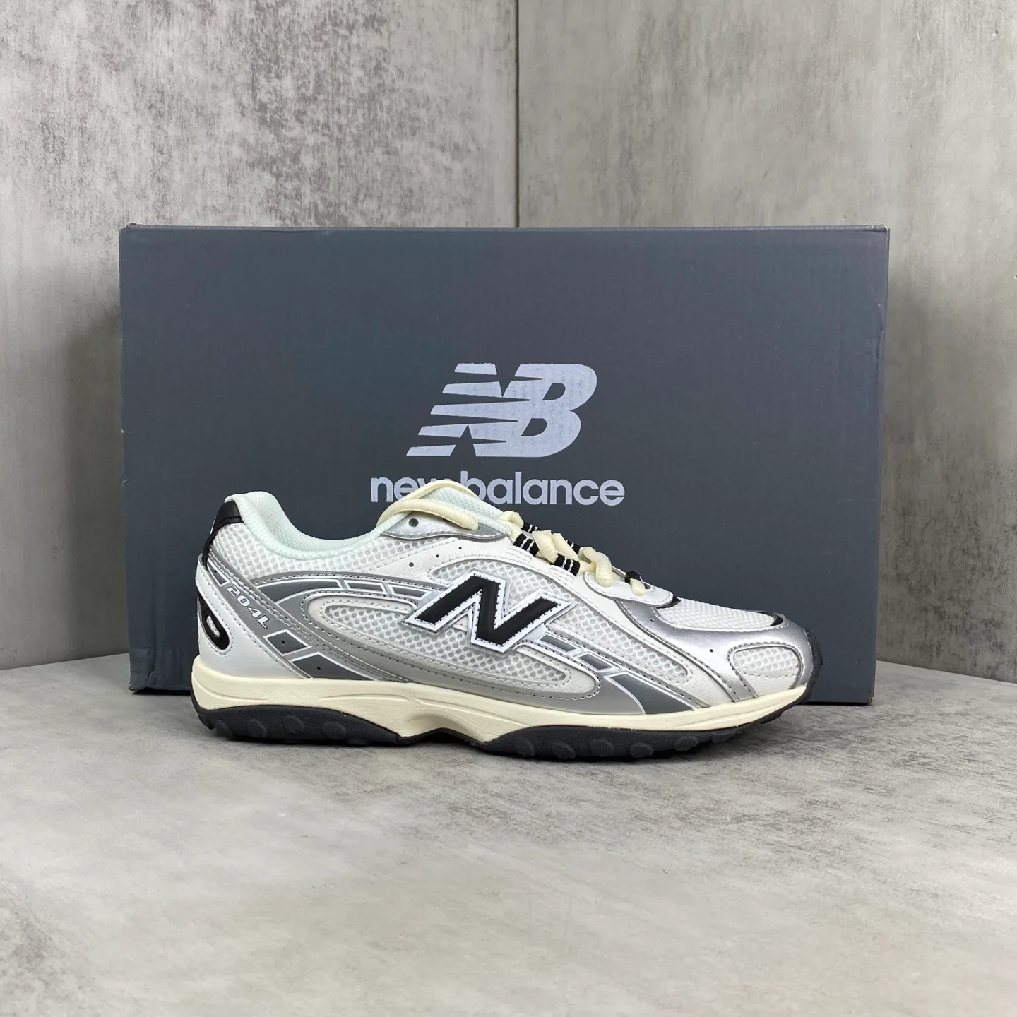 Кроссовки Женские New Balance 17963597