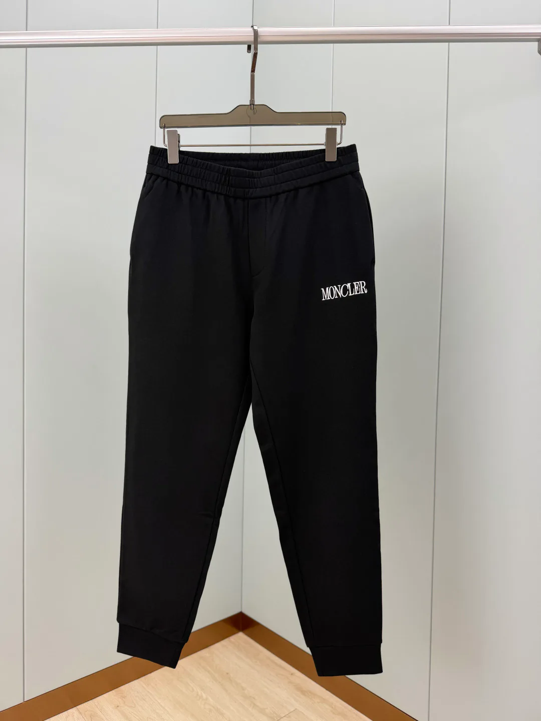 Брюки Мужские Moncler 17037225