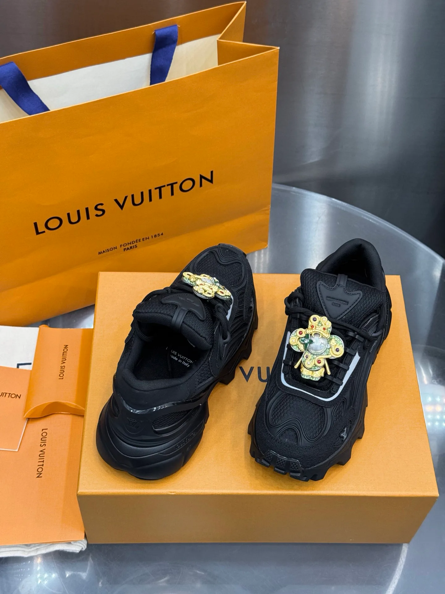 Кроссовки Женские Louis Vuitton 18202602