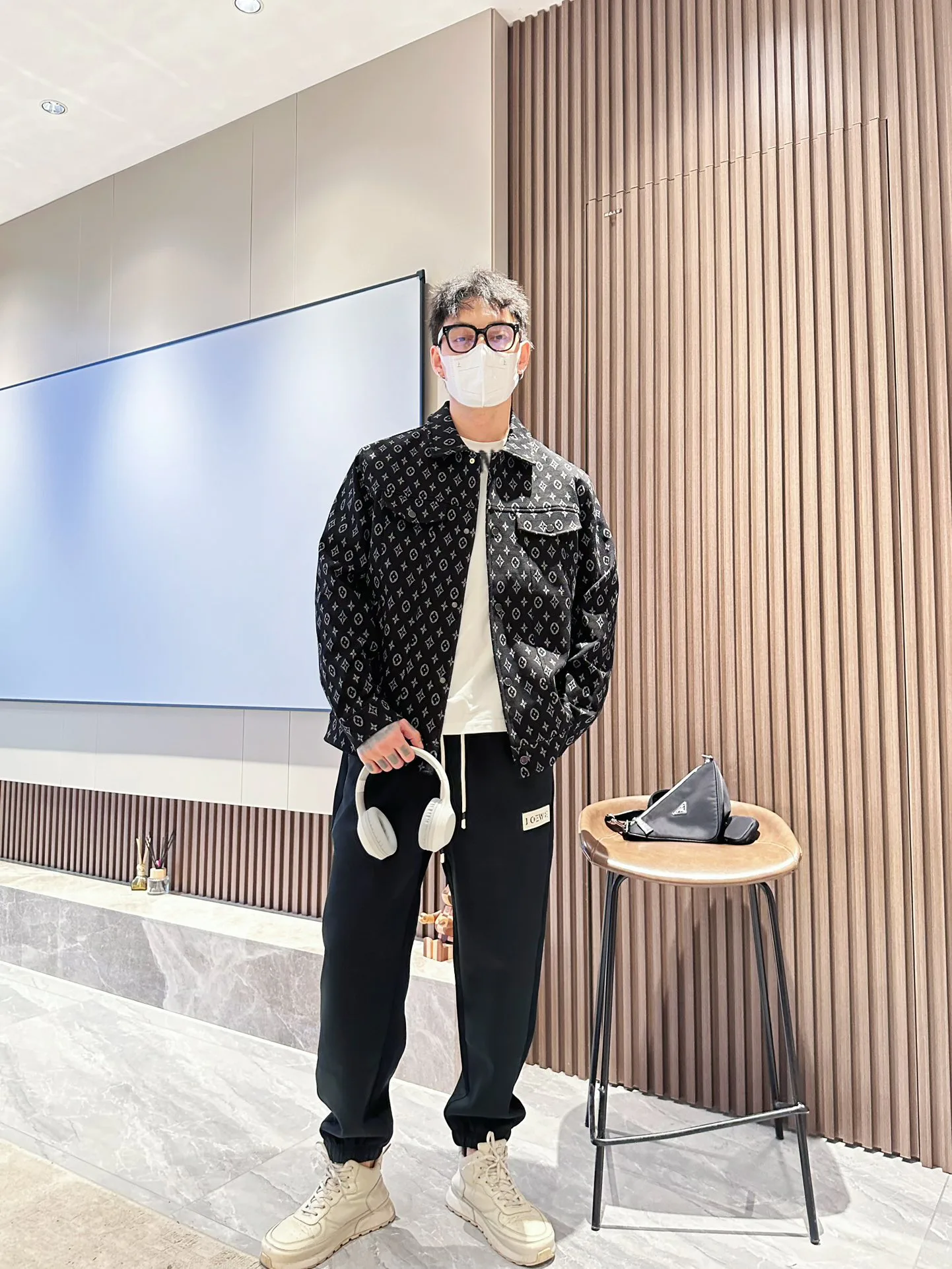 Куртки И Пуховики Мужские Louis Vuitton 18197301