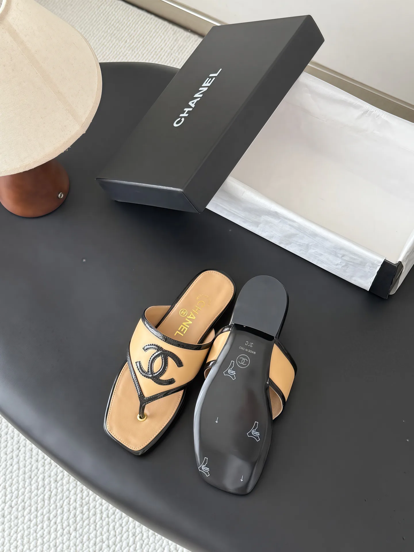 Шлепанцы Женские Chanel 17526759