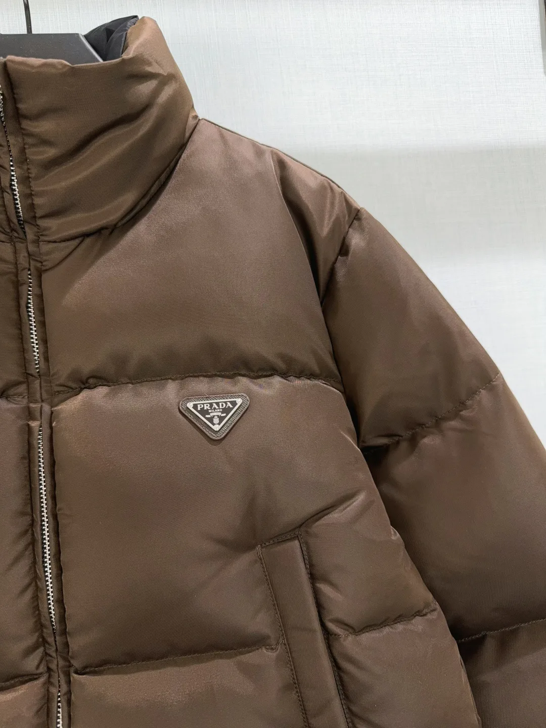 Куртки И Пуховики Женские Prada 18815235