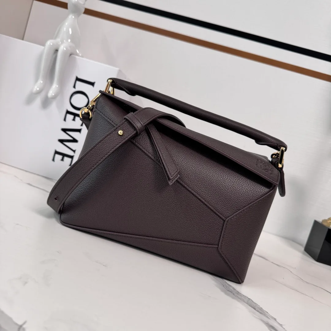 Классические Сумки Женские Loewe 12172483