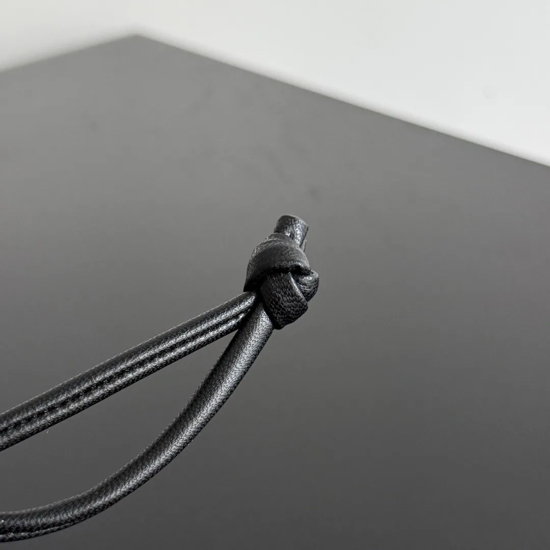 Ключницы Bottega Veneta 545996