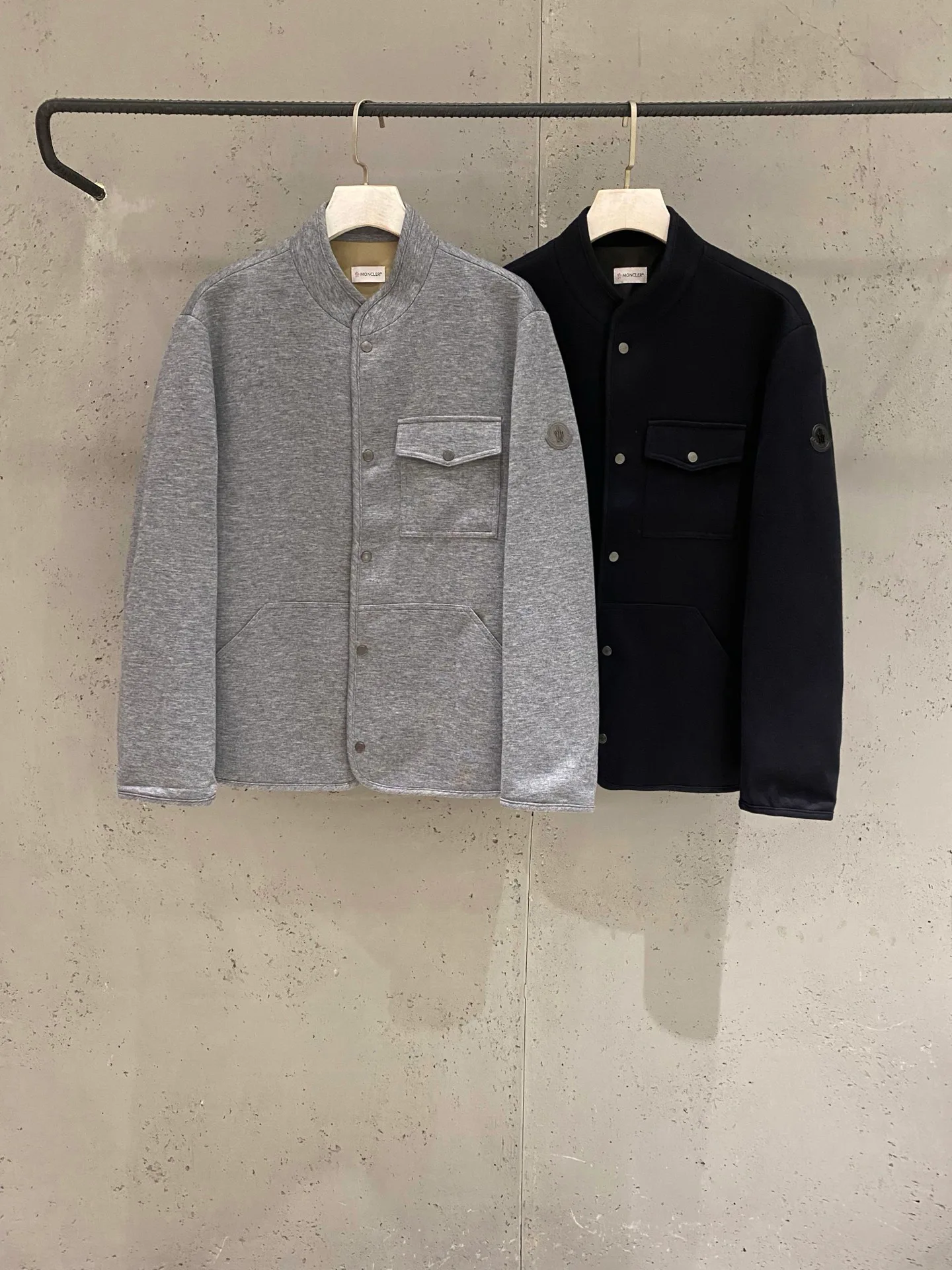 Куртки И Пуховики Мужские Moncler 17938030