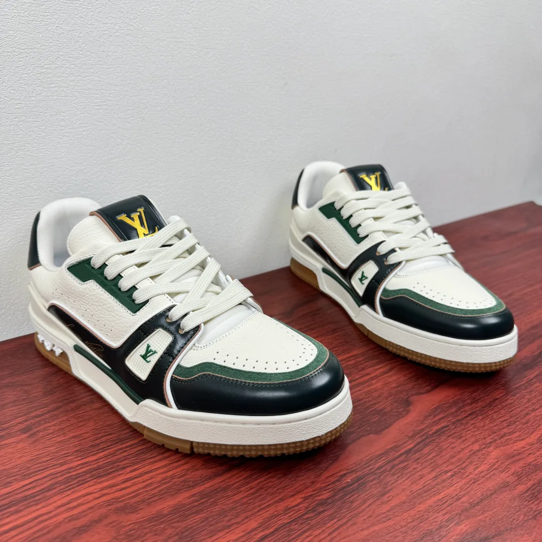 Кроссовки Мужские Louis Vuitton 11917360
