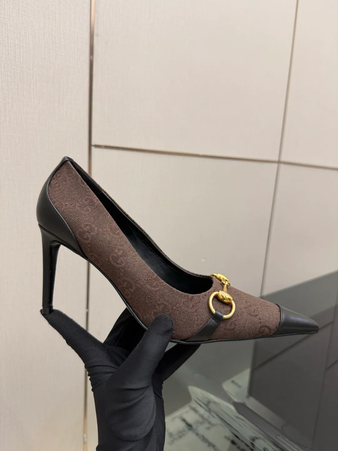 Туфли Женские Gucci 18773832