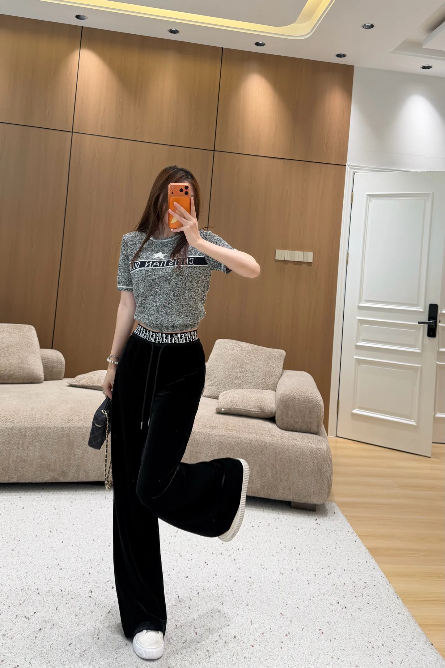 Брюки Женские Christian Dior 18402385