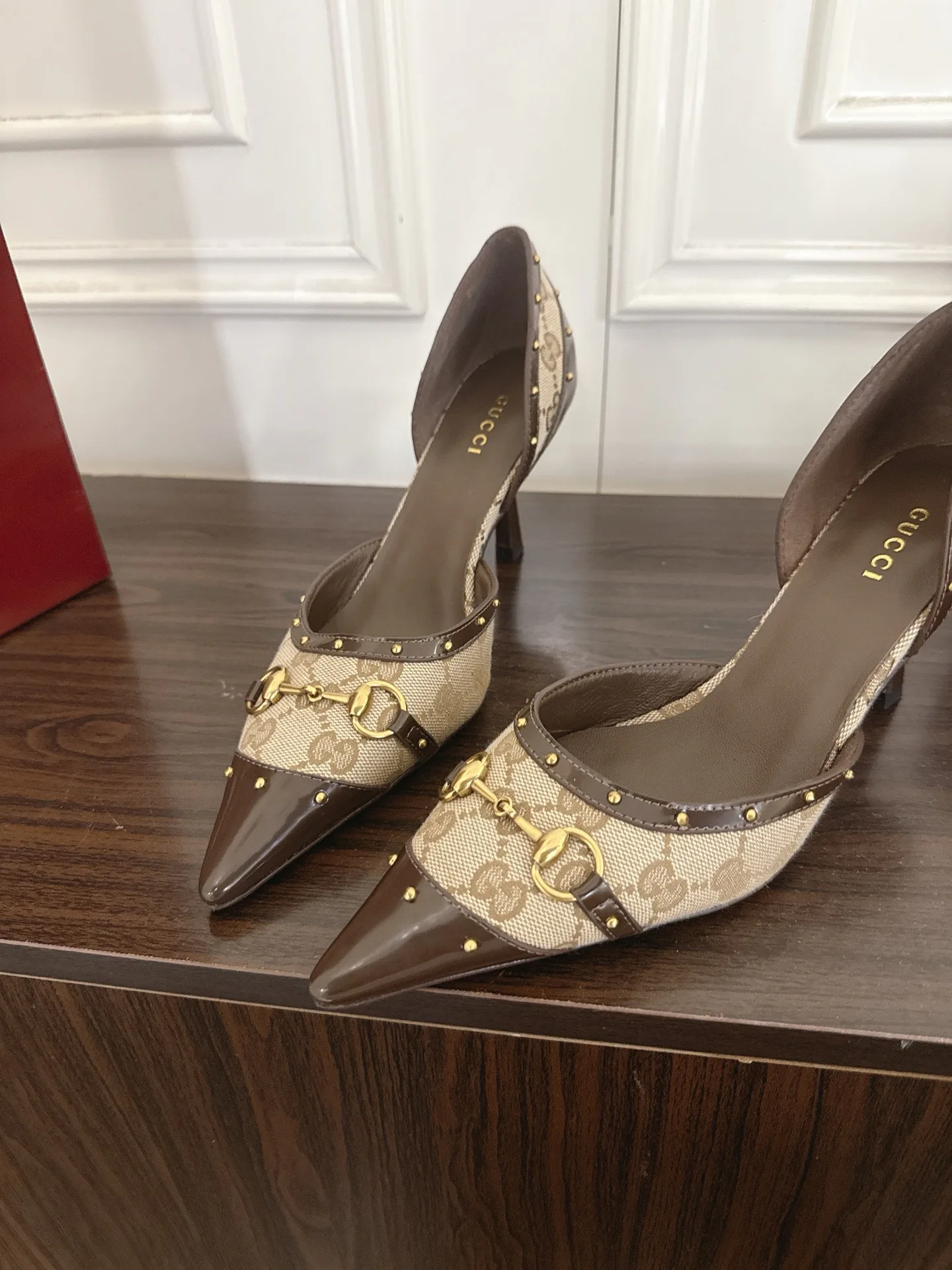 Туфли Женские Gucci 18135590