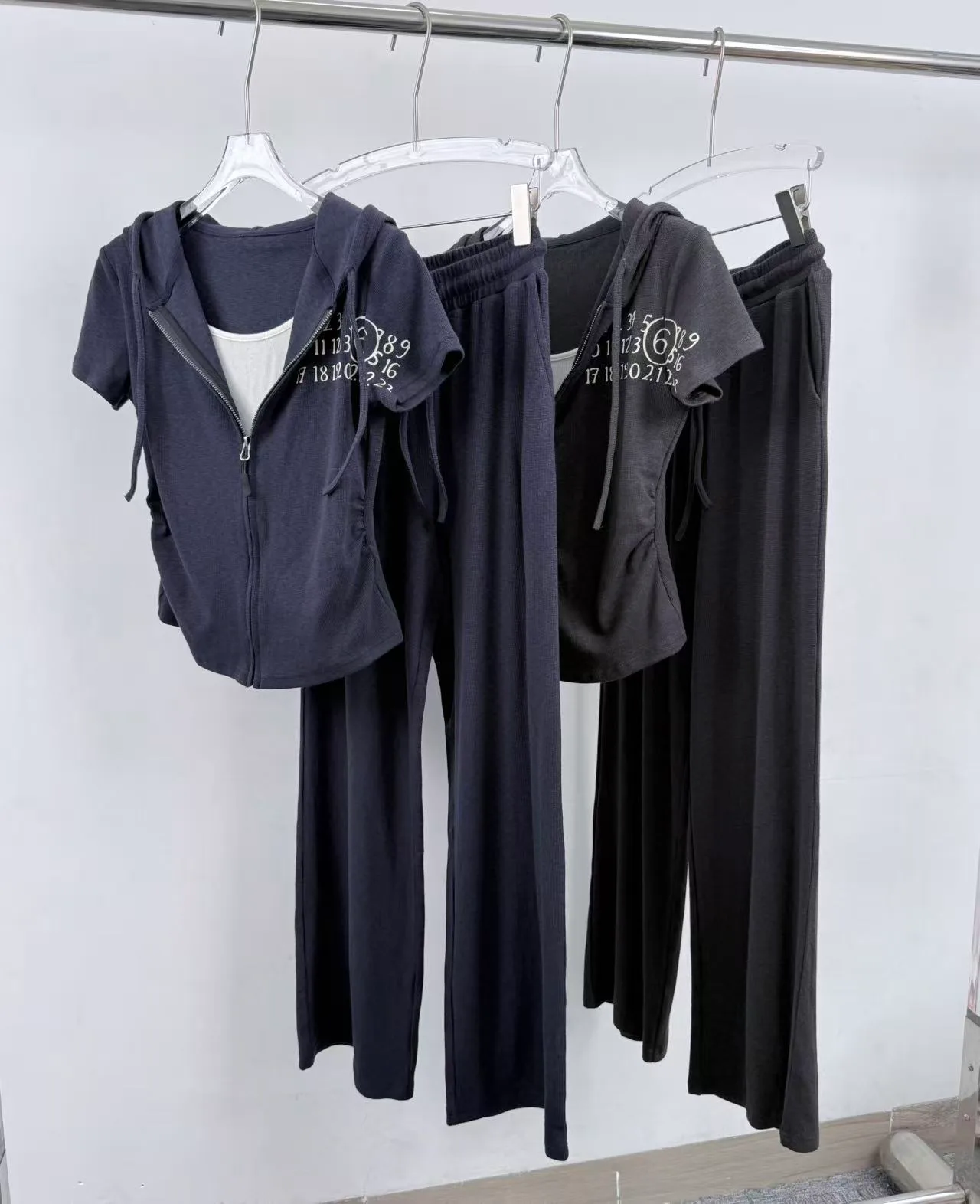 Спортивные Костюмы Женские Maison Margiela 11056369