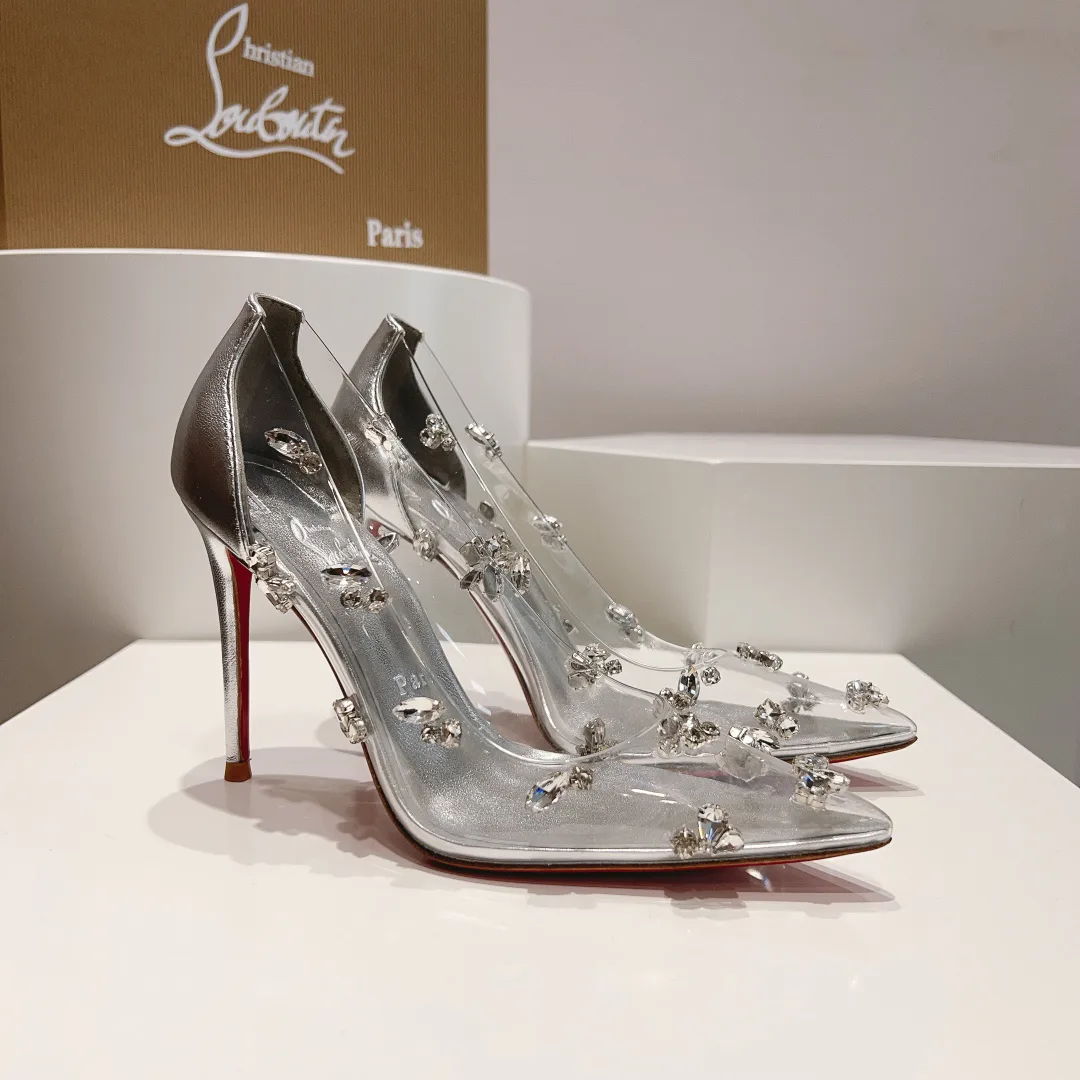 Туфли Женские Christian Louboutin 18004001