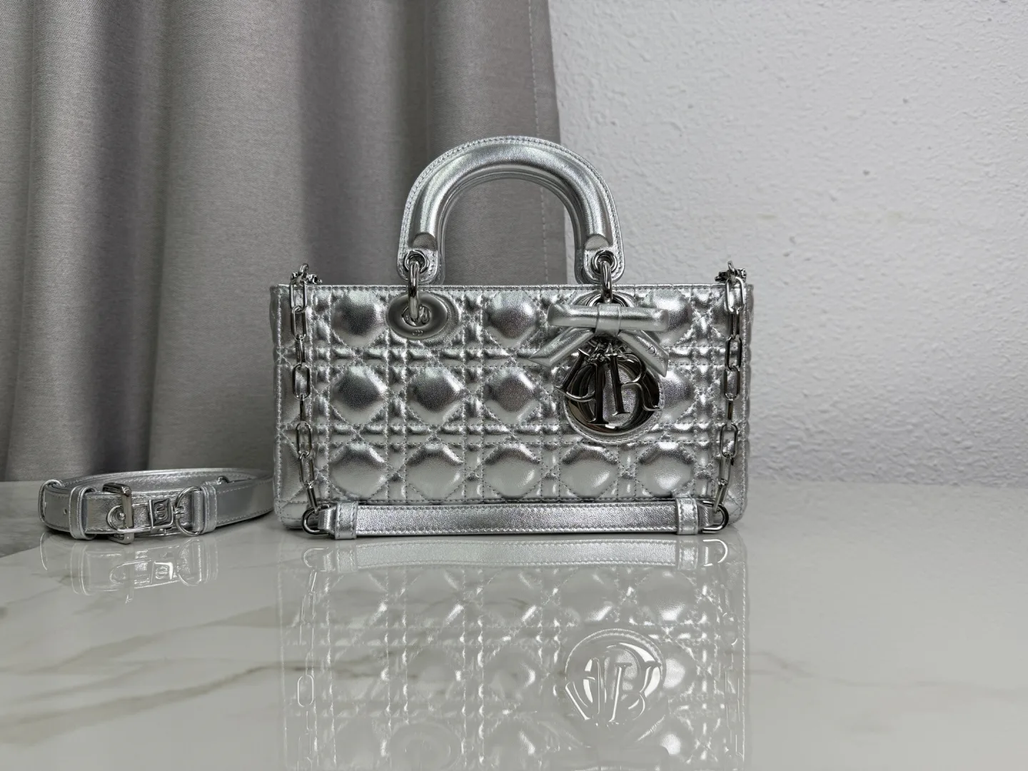 Классические Сумки Женские Christian Dior 18116444