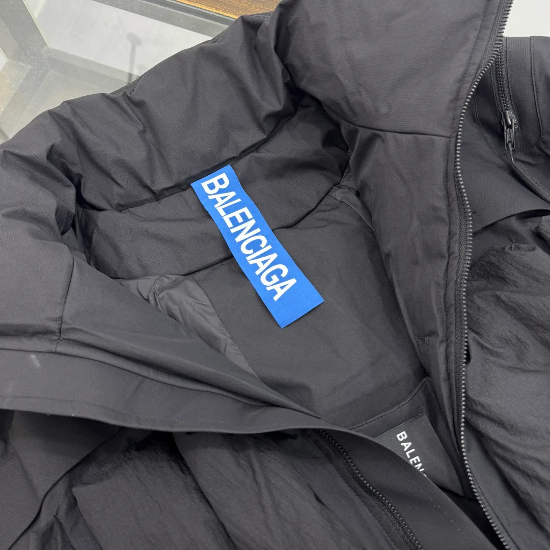 Куртки И Пуховики Мужские Balenciaga 17929784