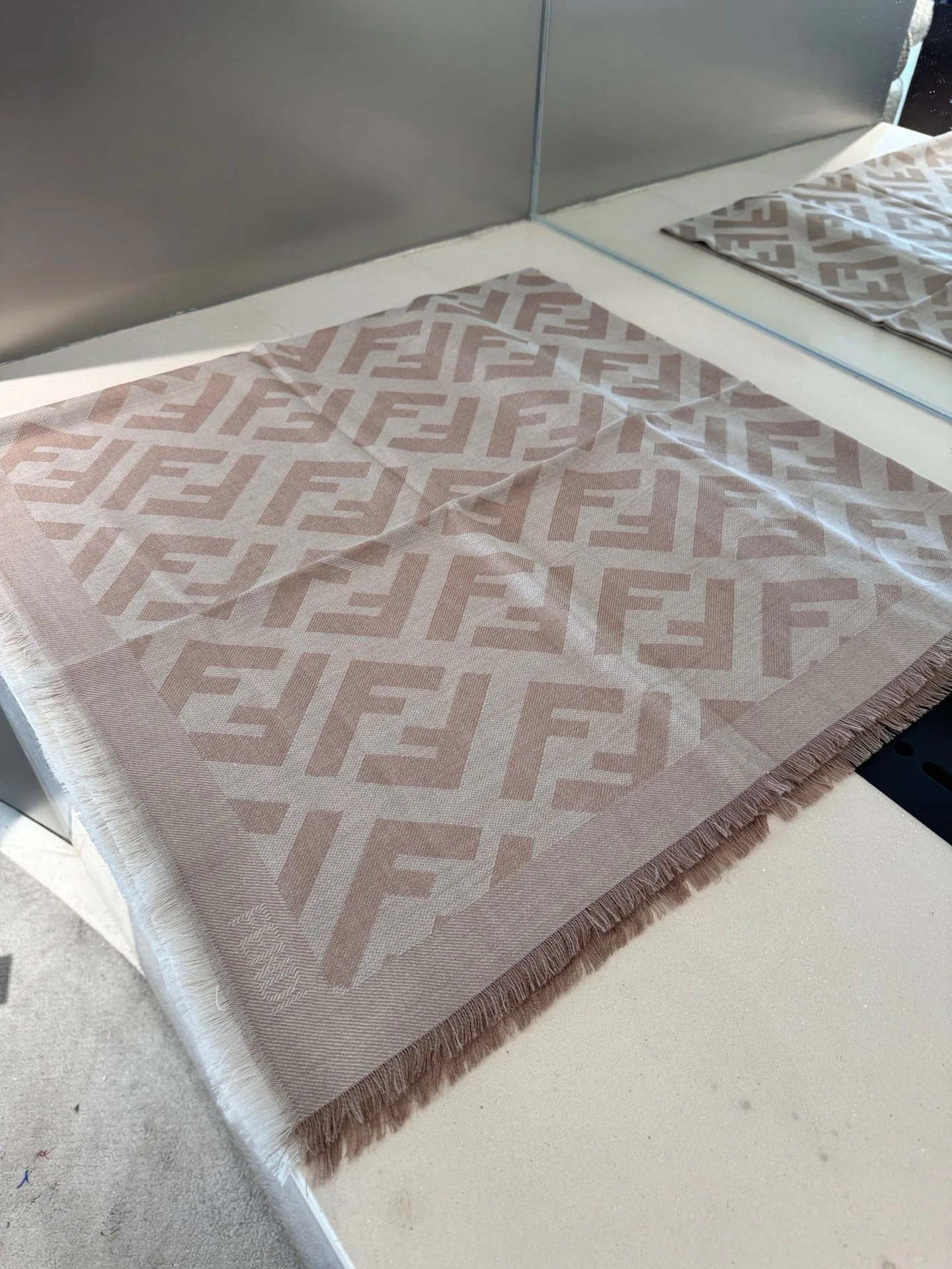 Шарфы Fendi 195250