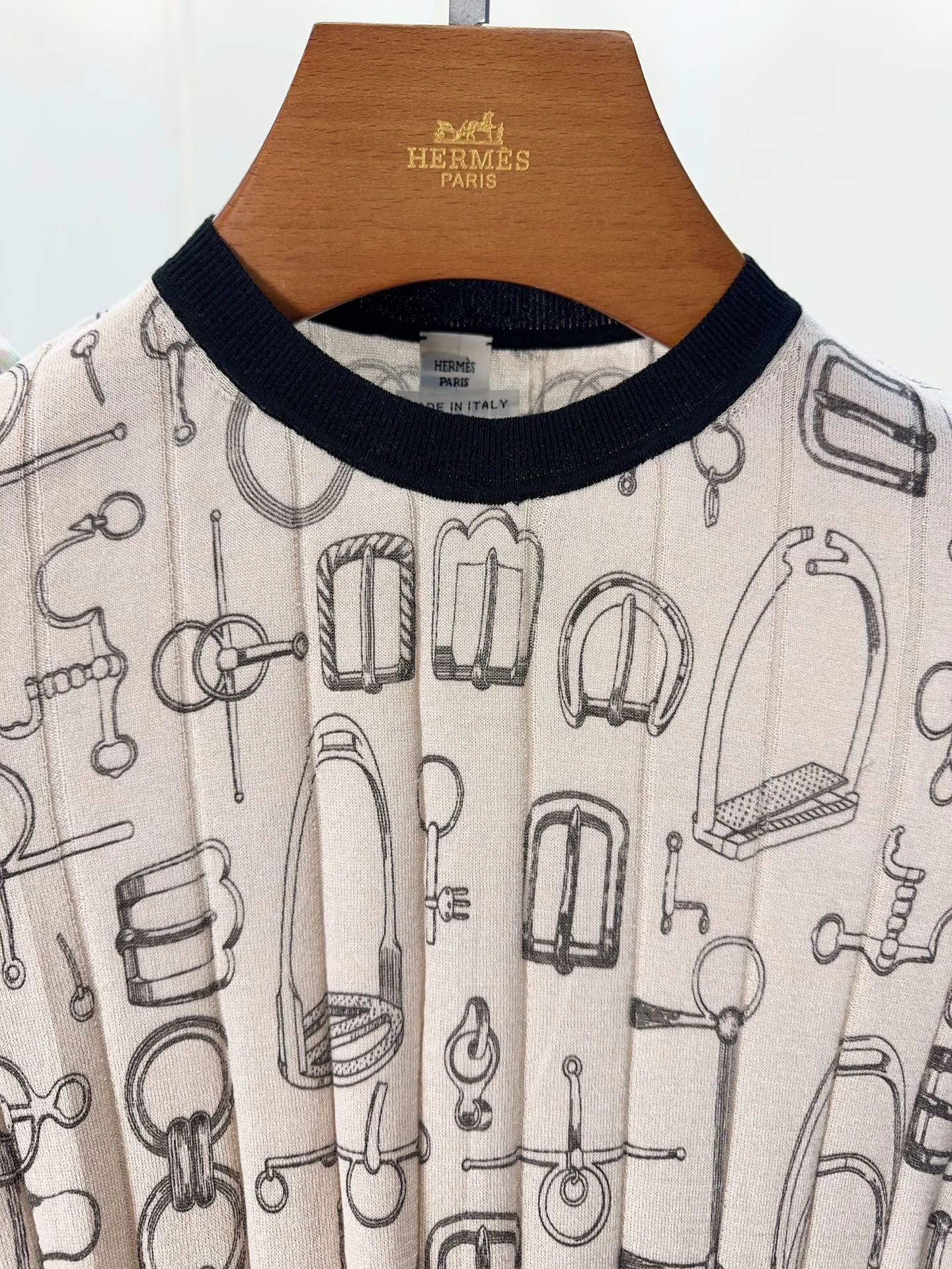 Футболки Женские Hermes 17403634