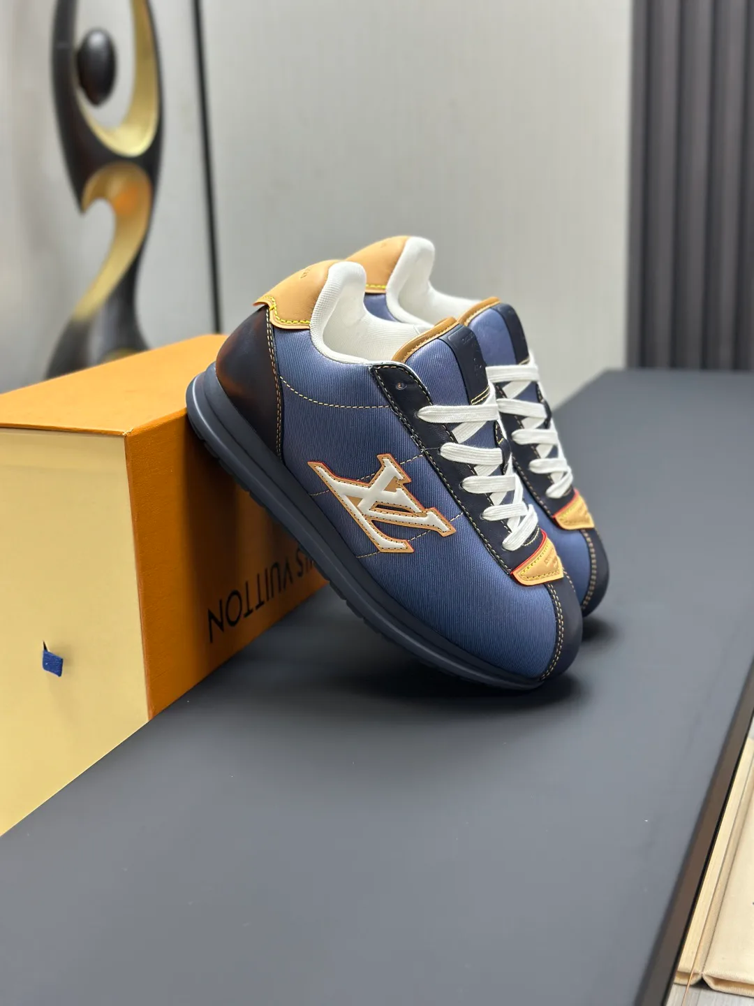 Кроссовки Женские Louis Vuitton 271912