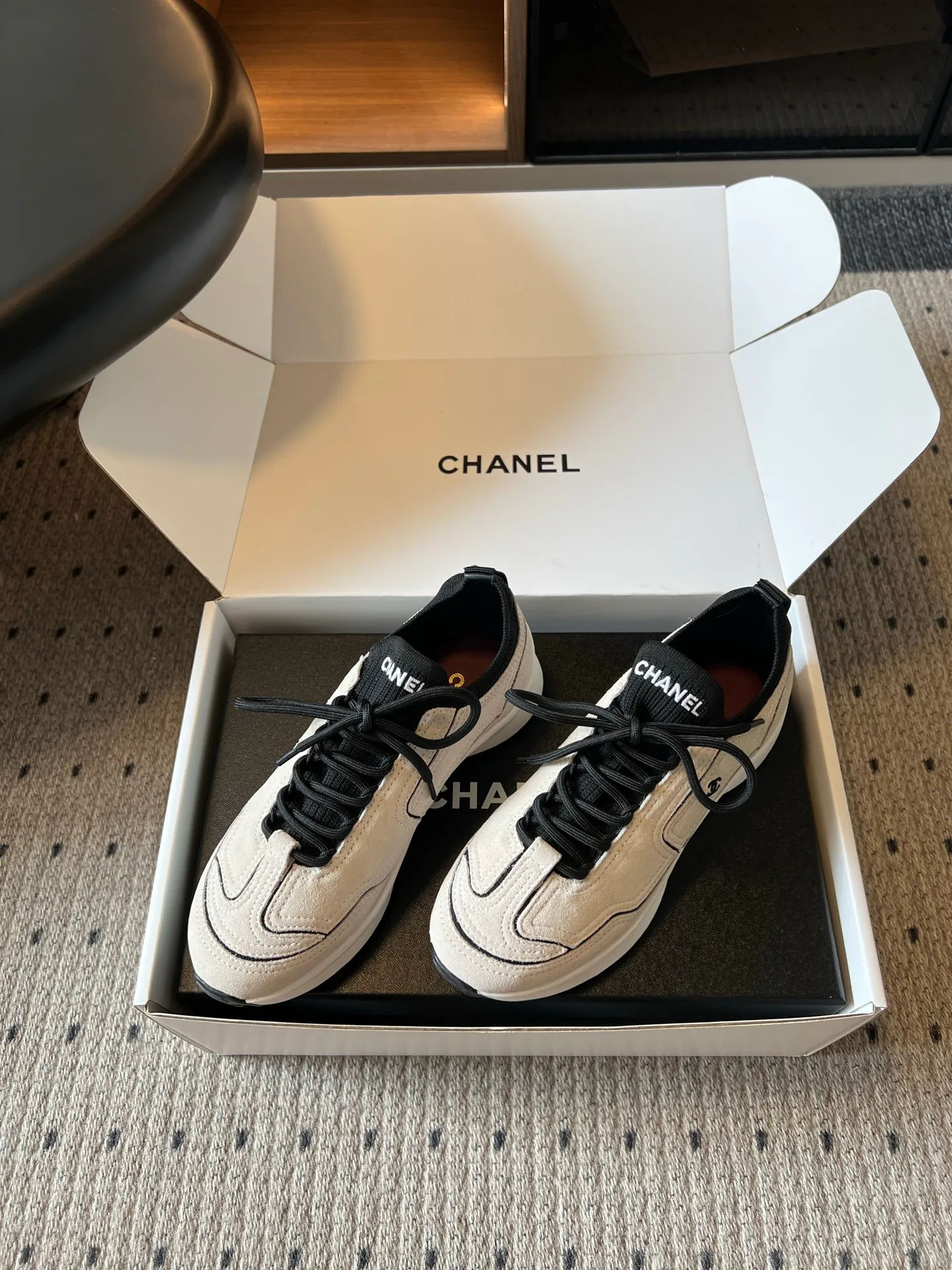 Кроссовки Женские Chanel 17793445