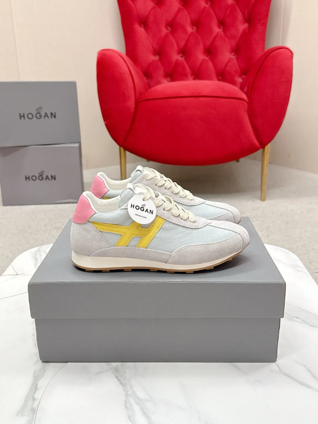 Кроссовки Женские Hogan 13077332