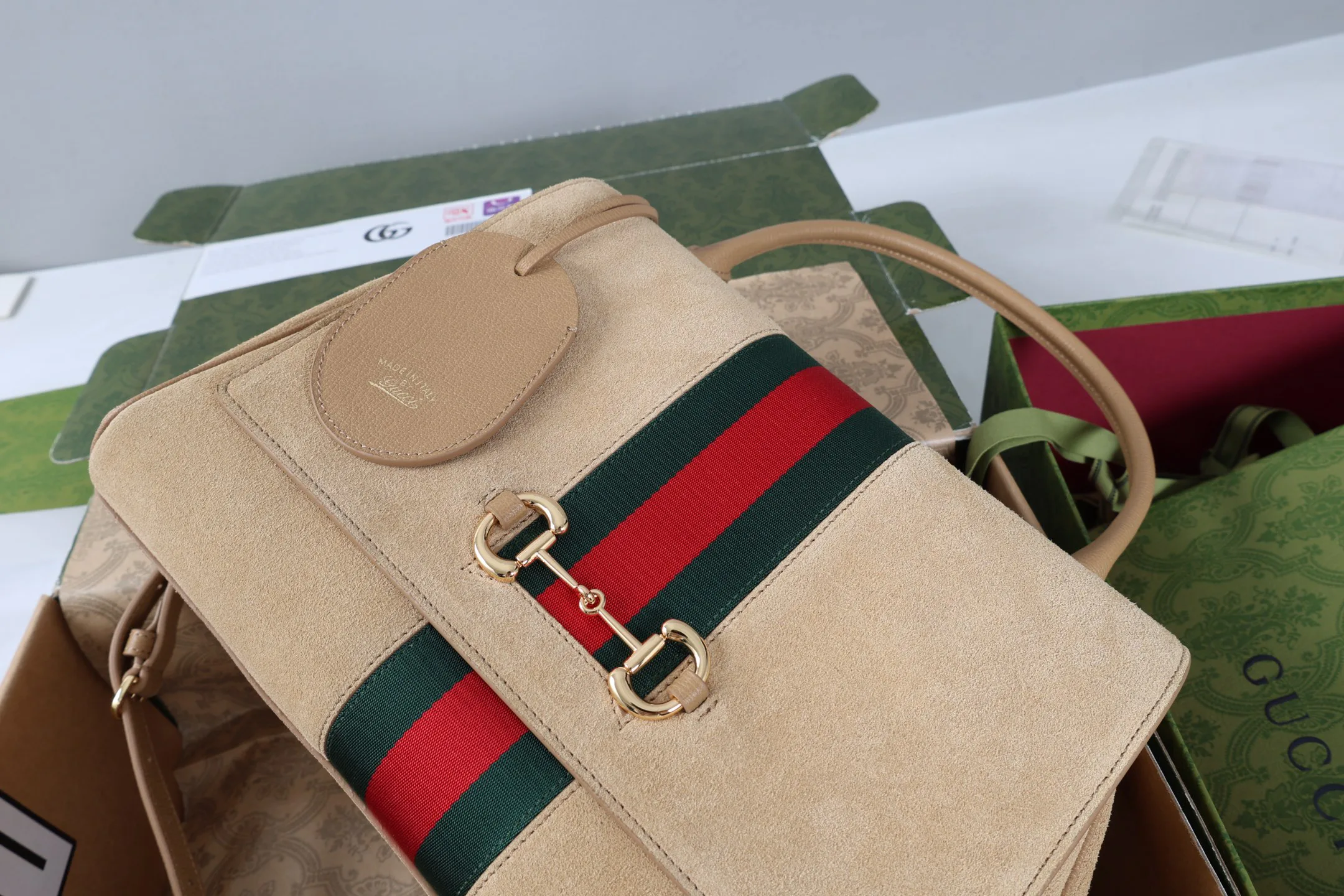 Классические Сумки Женские Gucci 18250566