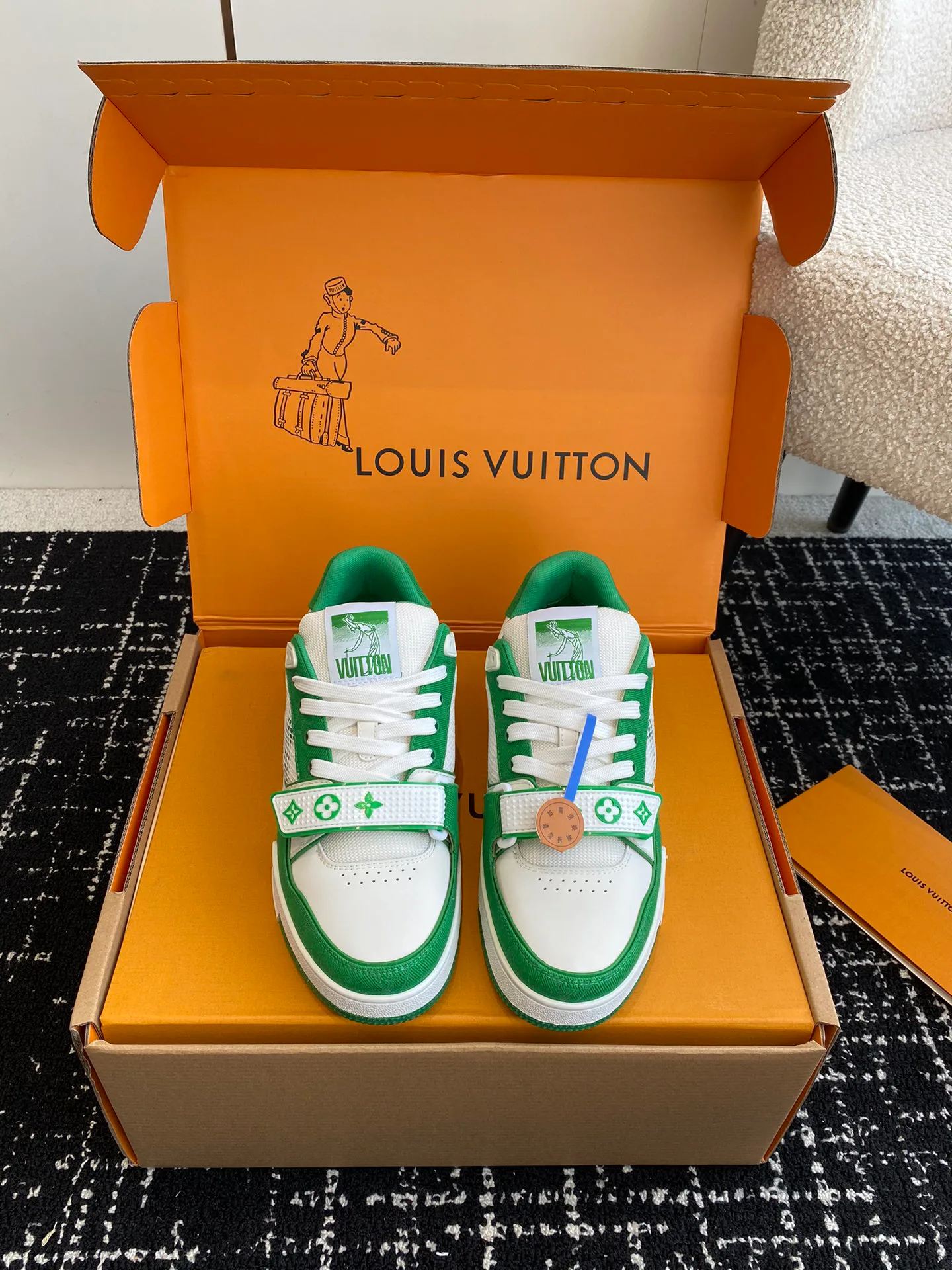 Кроссовки Женские Louis Vuitton 5438157