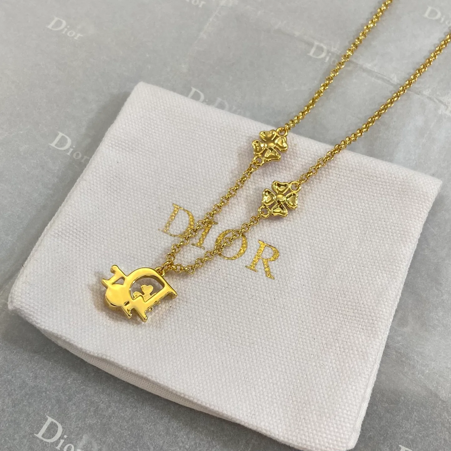 Бижутерия Christian Dior 18256835