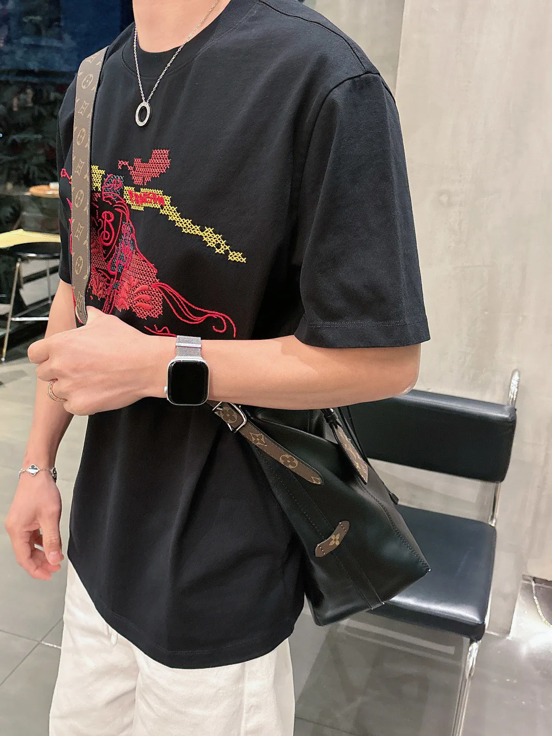 Футболки Мужские Burberry 6425259