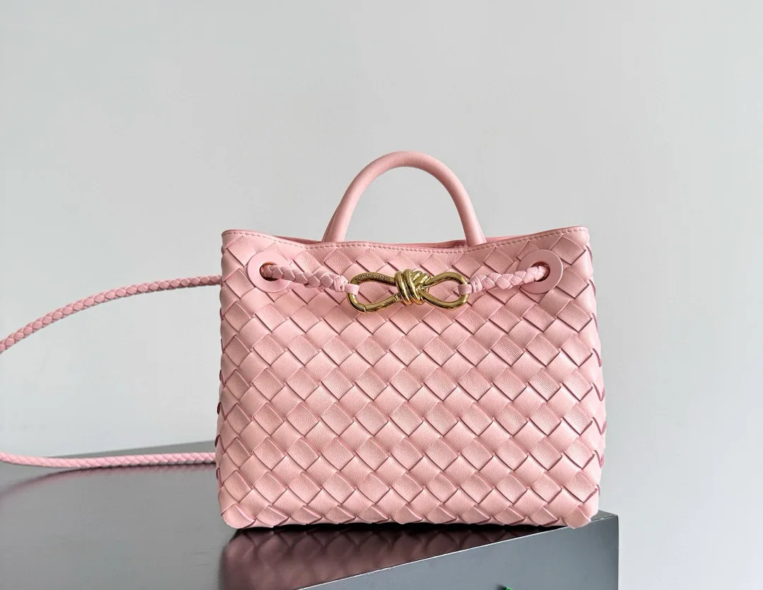 Классические Сумки Женские Bottega Veneta 17126409