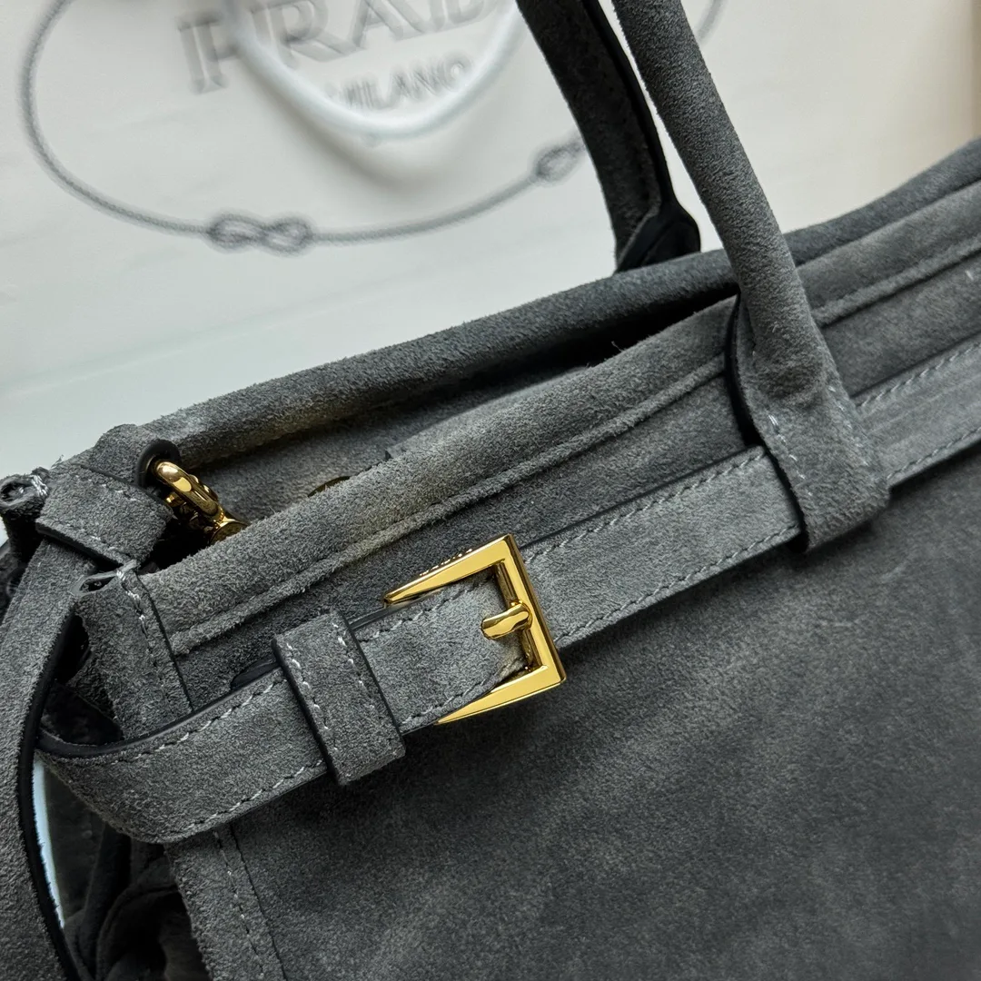 Классические Сумки Женские Prada 2247565