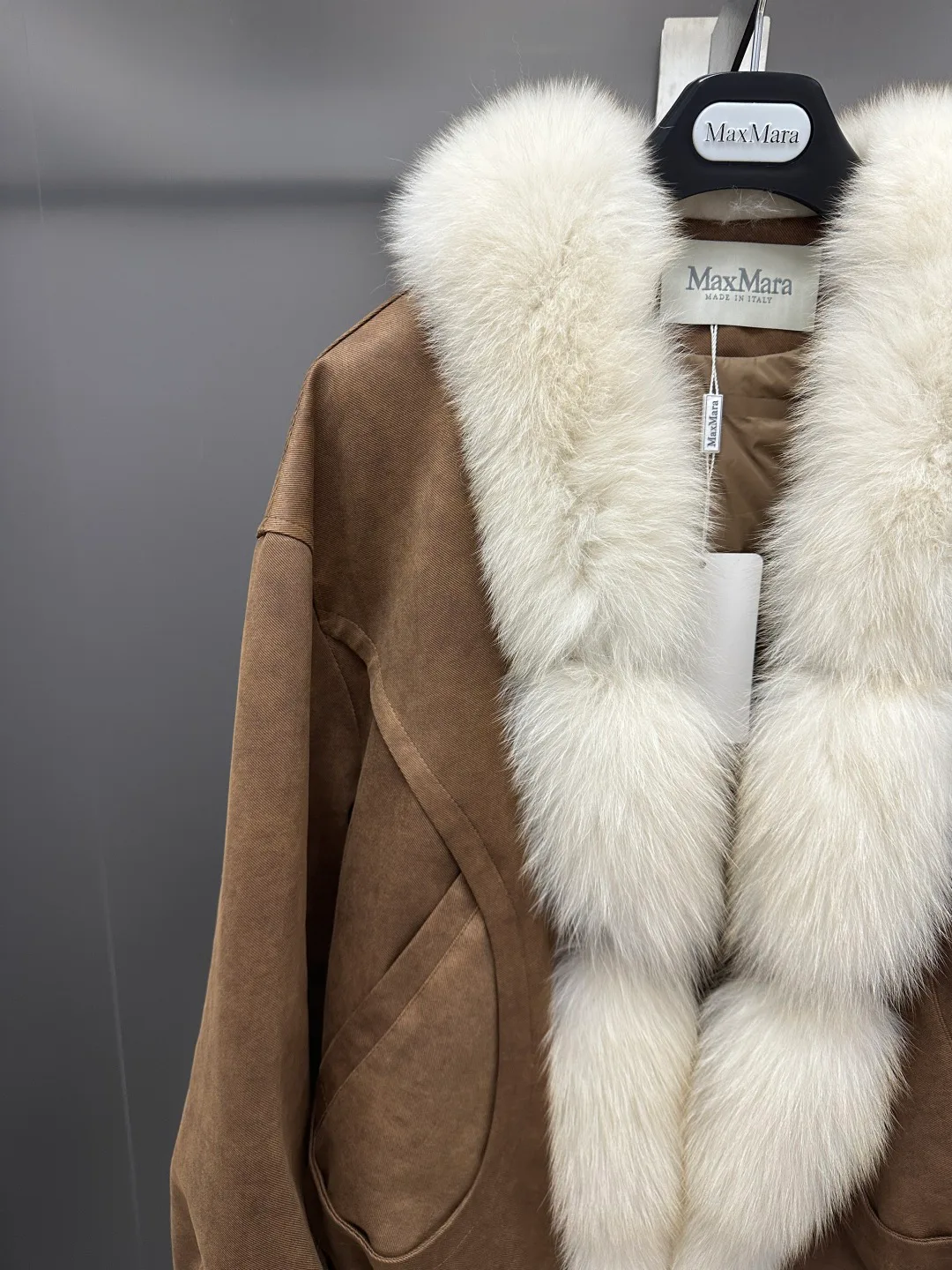 Куртки И Пуховики Женские Max Mara 18702440