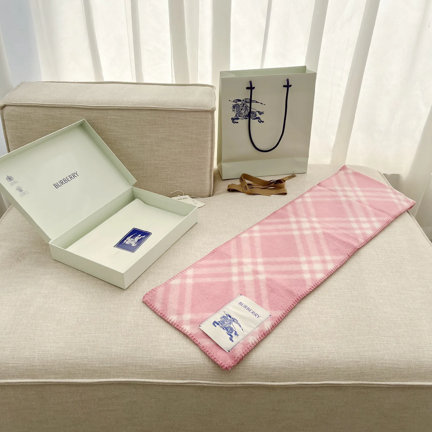 Шарфы Burberry 89469