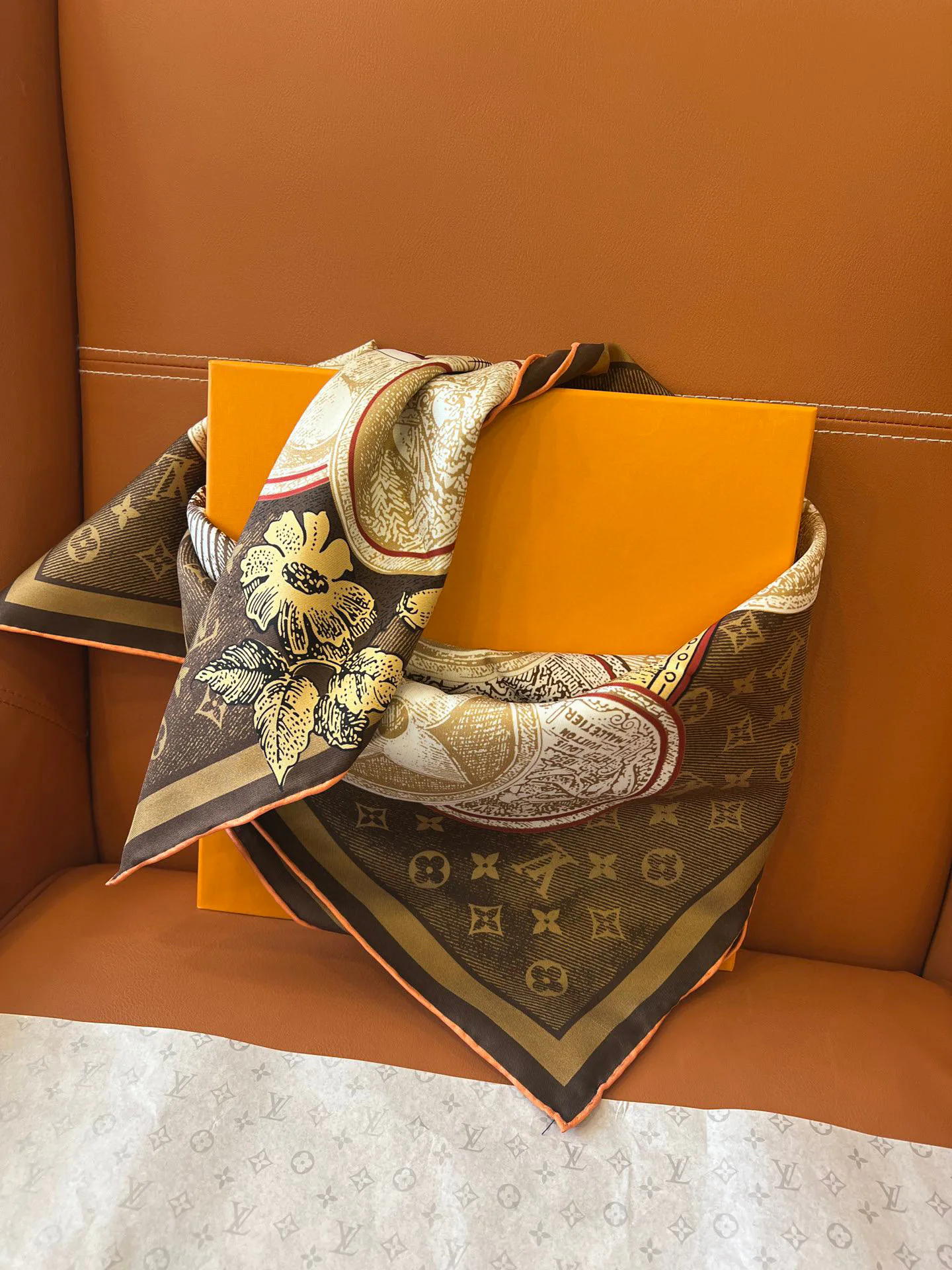 Шарфы Louis Vuitton 7211