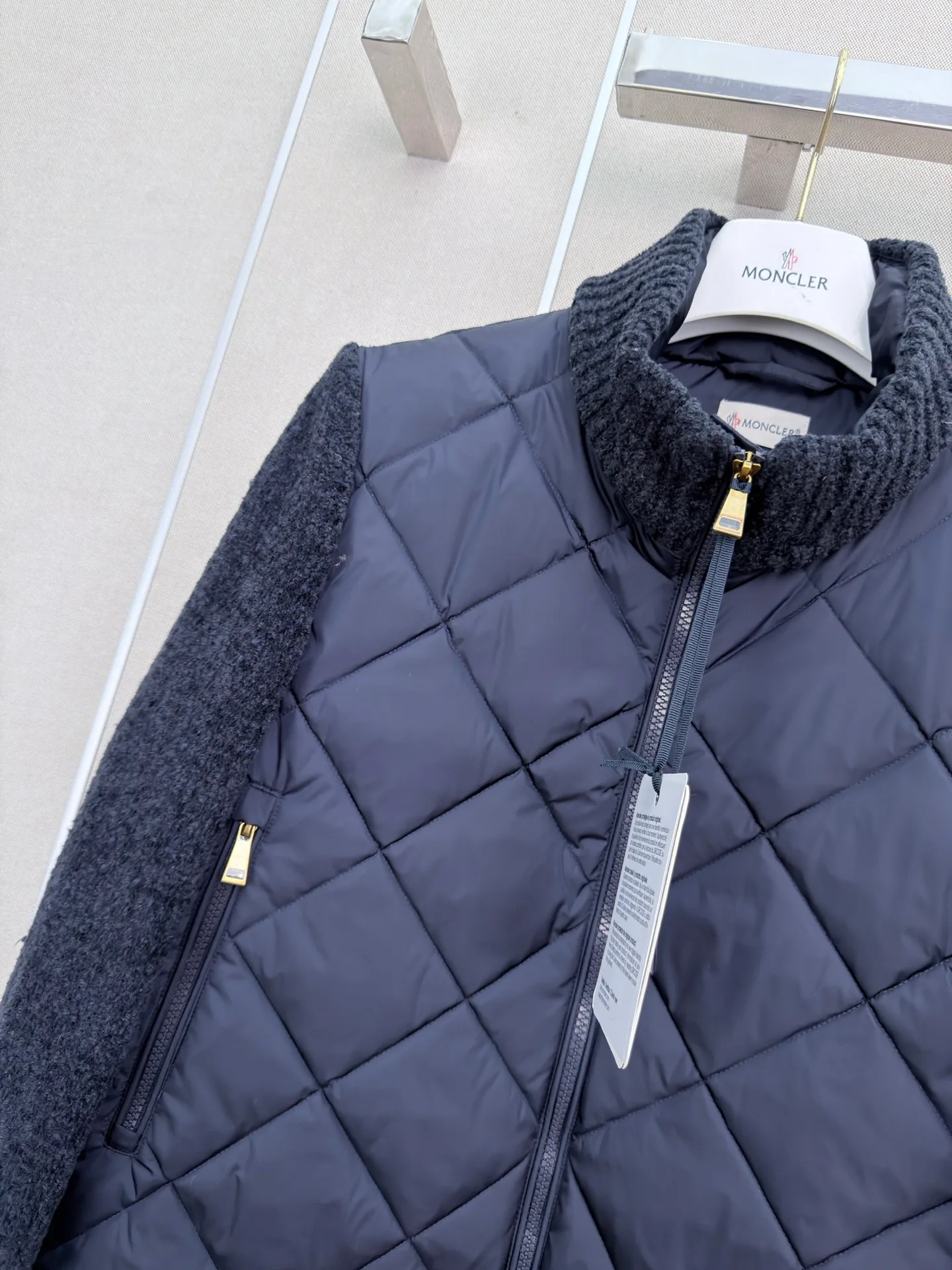Куртки И Пуховики Женские Moncler 18203545