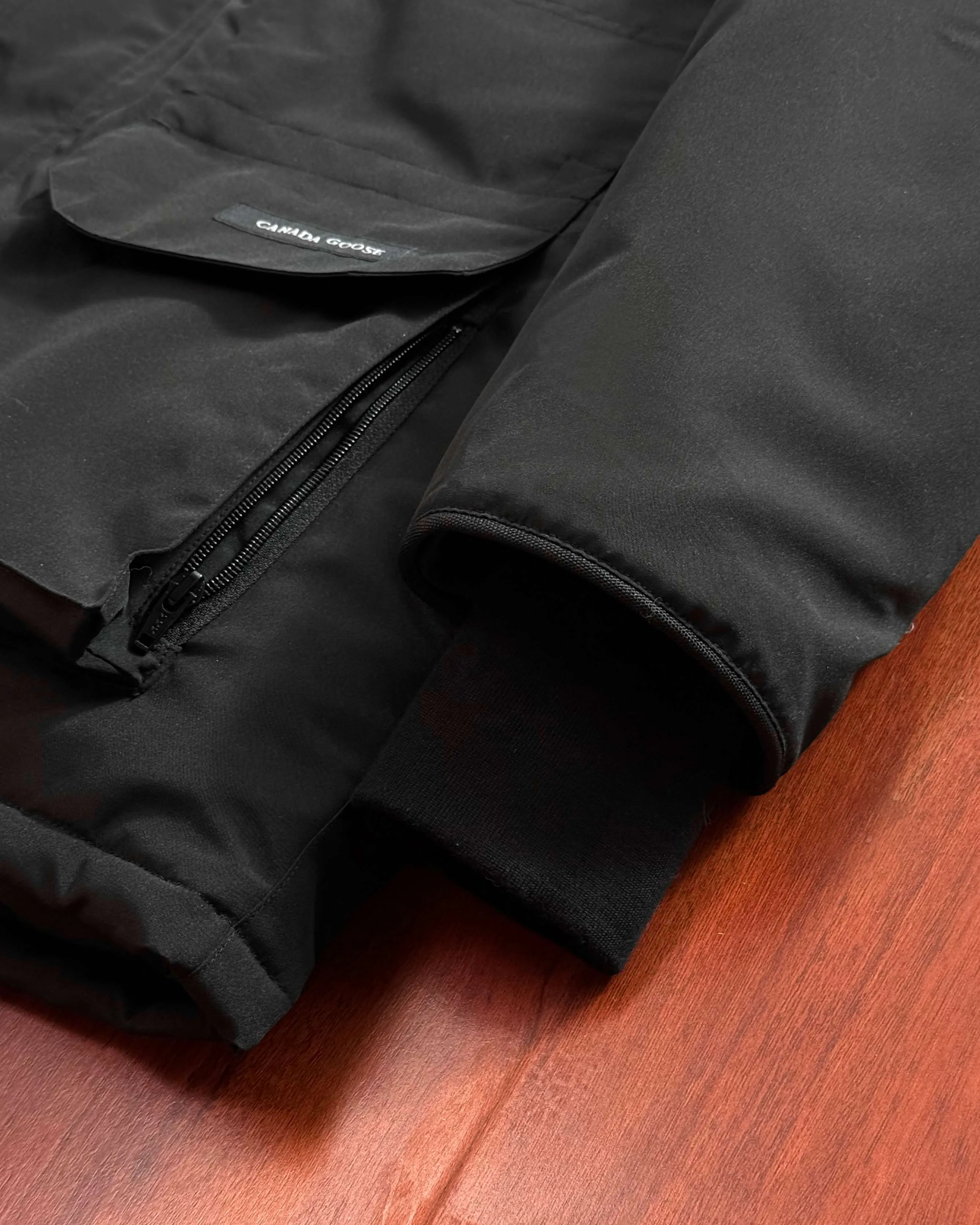 Куртки И Пуховики Женские Canada Goose 19433955