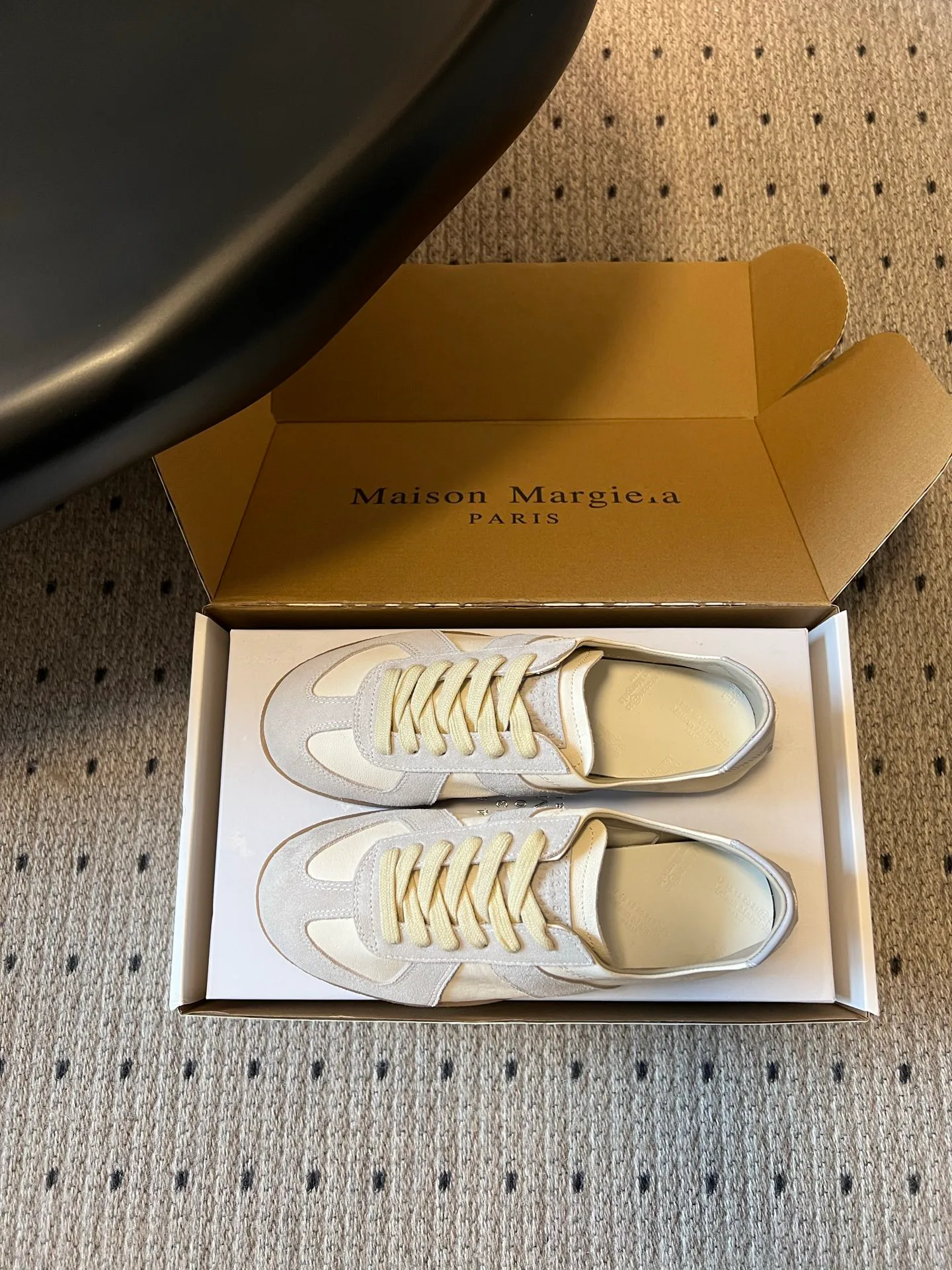 Кроссовки Женские Maison Margiela 17686625