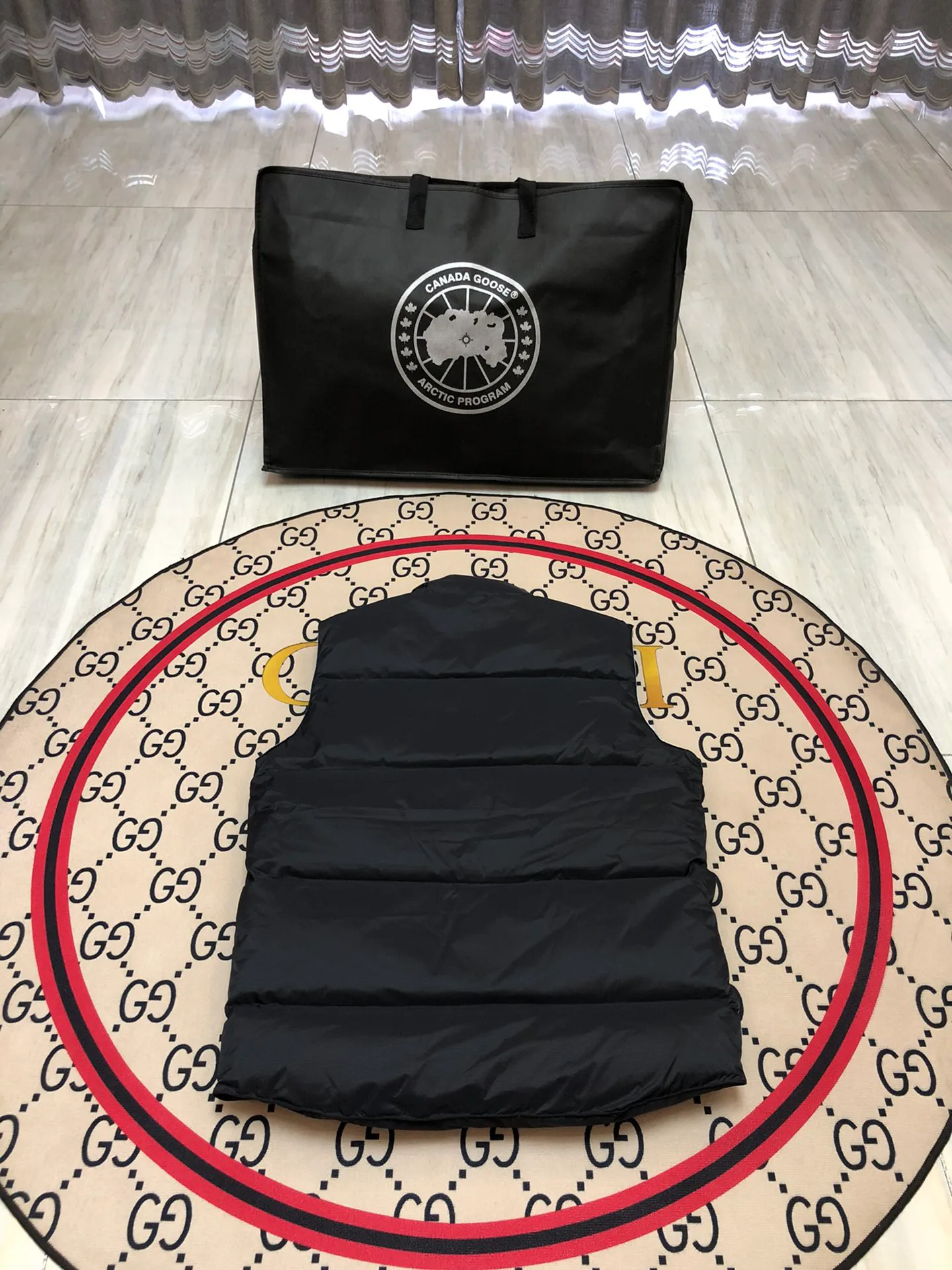 Жилеты Женские Canada Goose 1294397