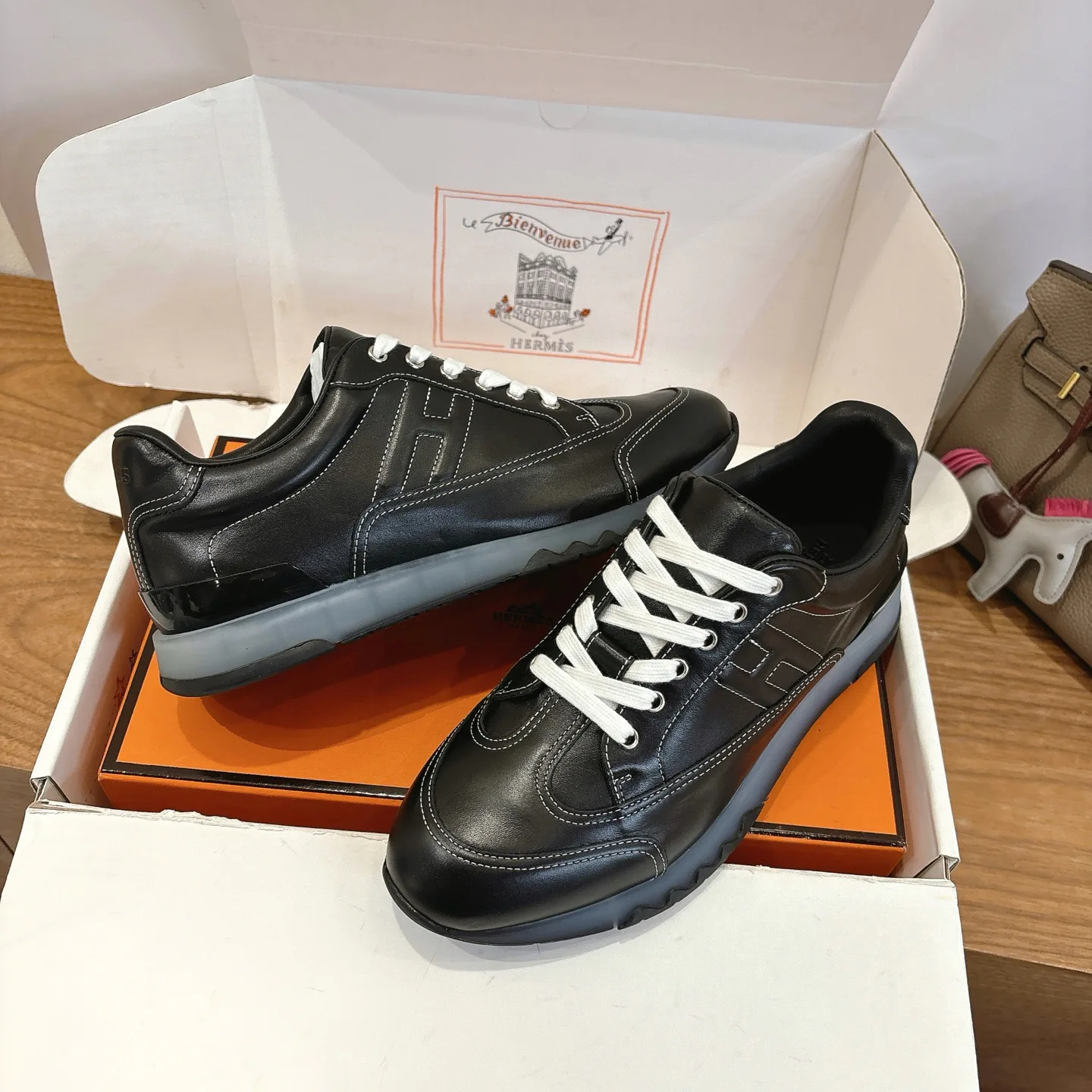 Кроссовки Женские Hermes 11449547