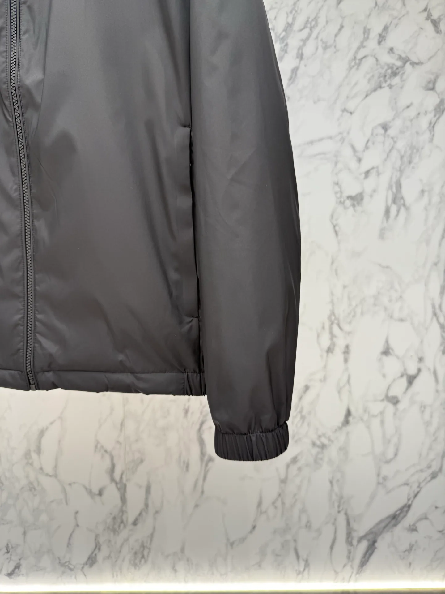 Куртки И Пуховики Мужские Moncler 17944102