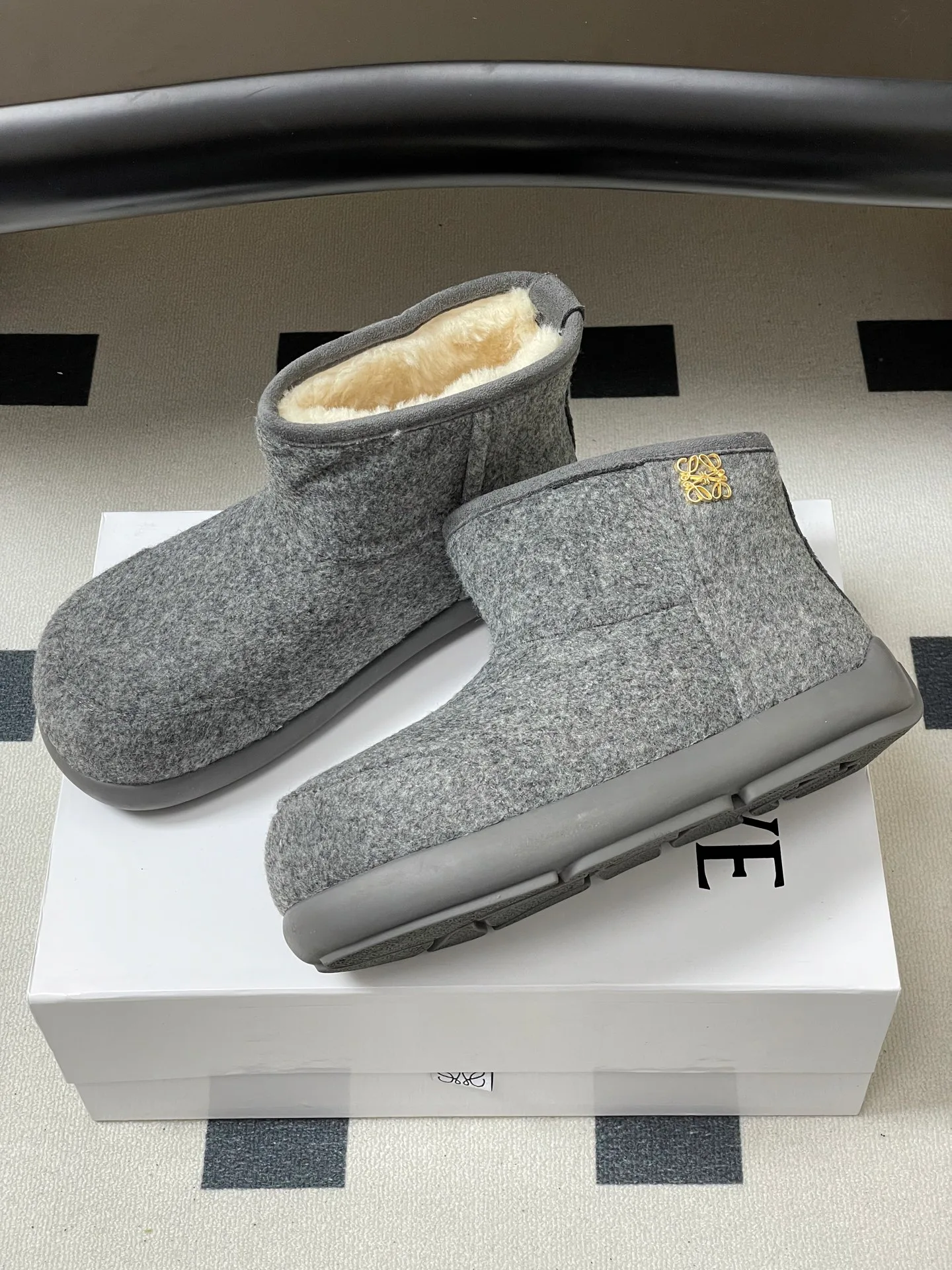 Угги Женские Loewe 388334