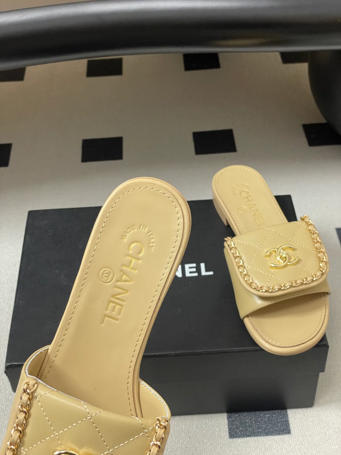 Туфли Женские Chanel 1408362