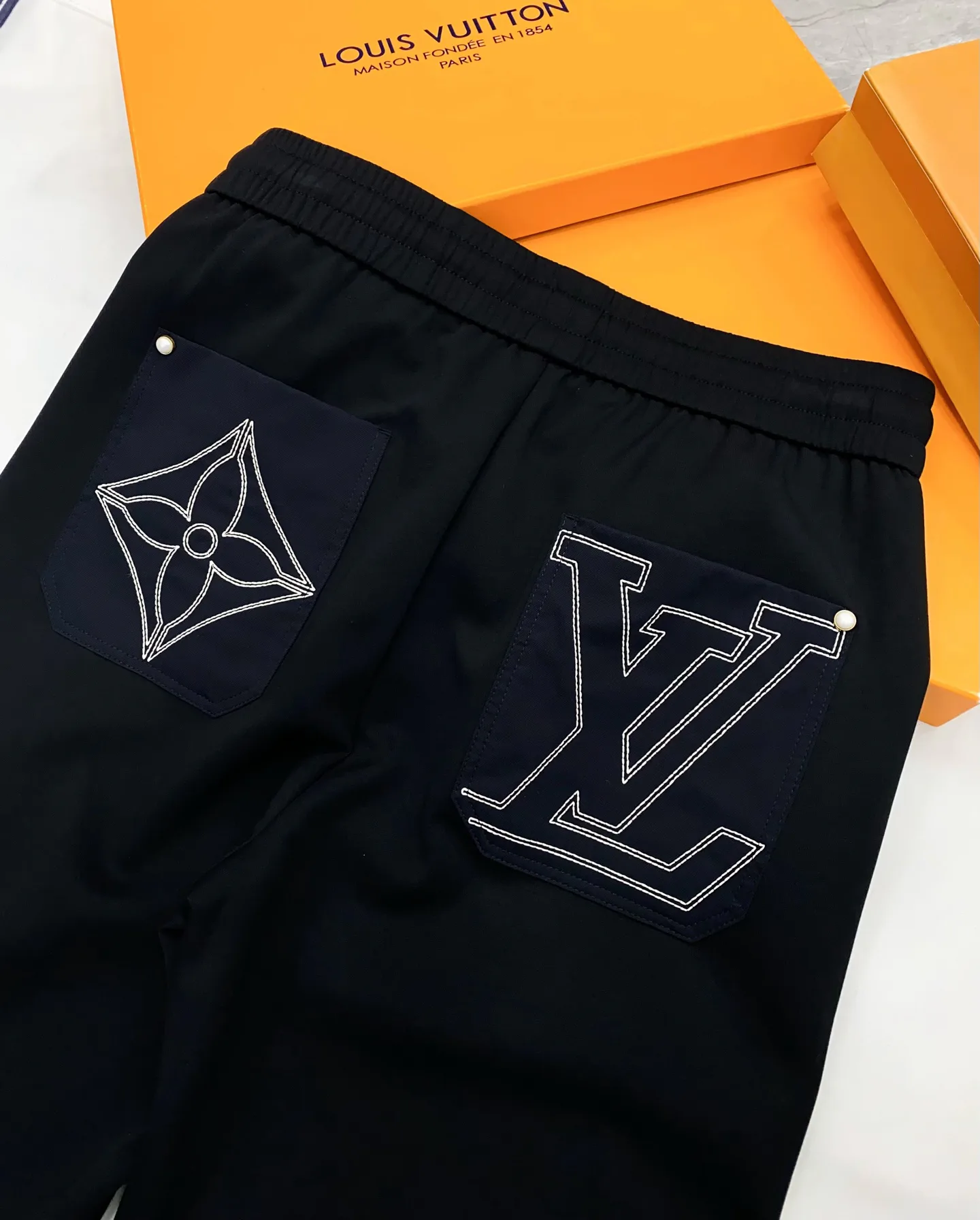 Брюки Мужские Louis Vuitton 9861764