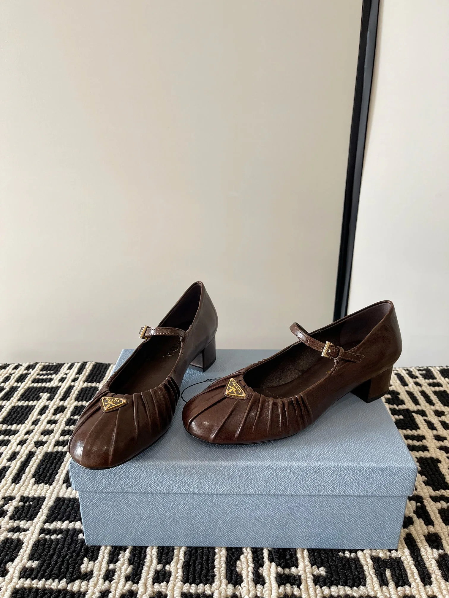 Босоножки Женские Prada 11407428