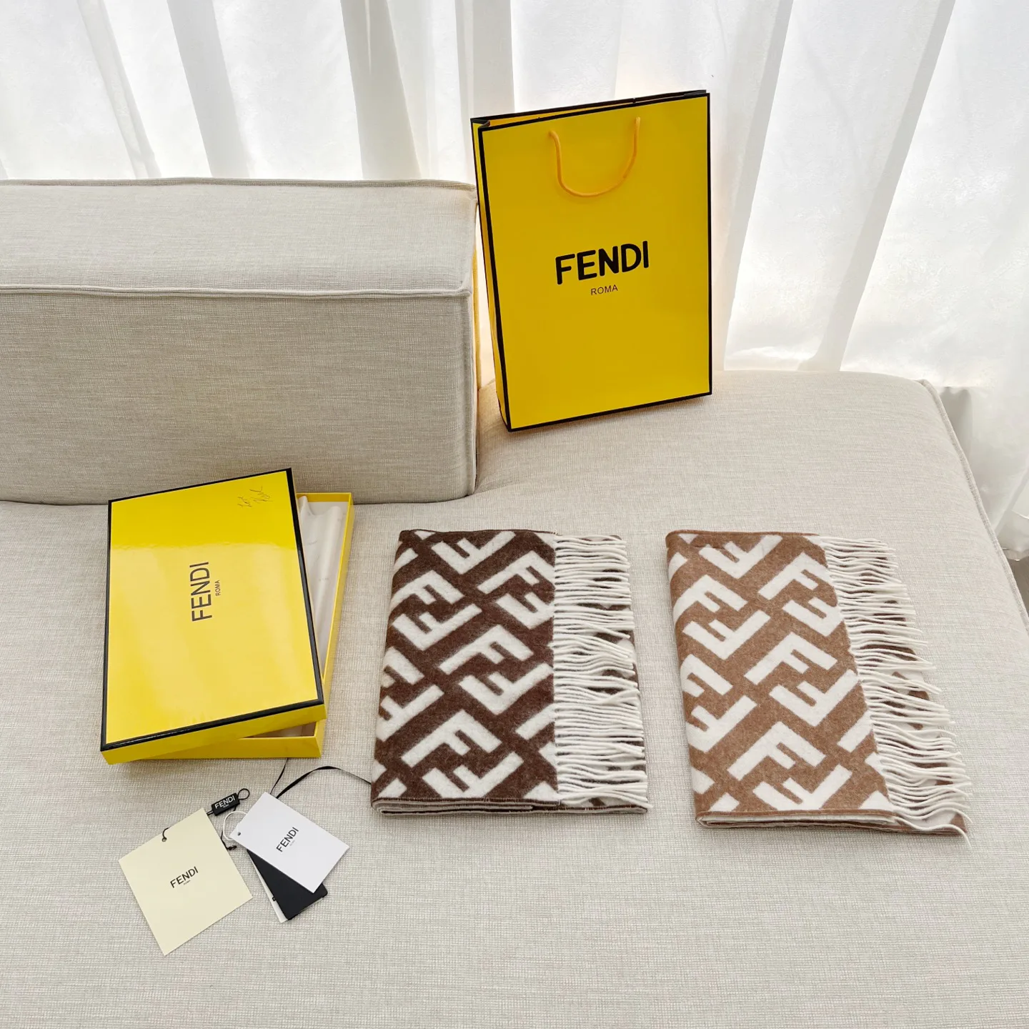 Шарфы Fendi 497694