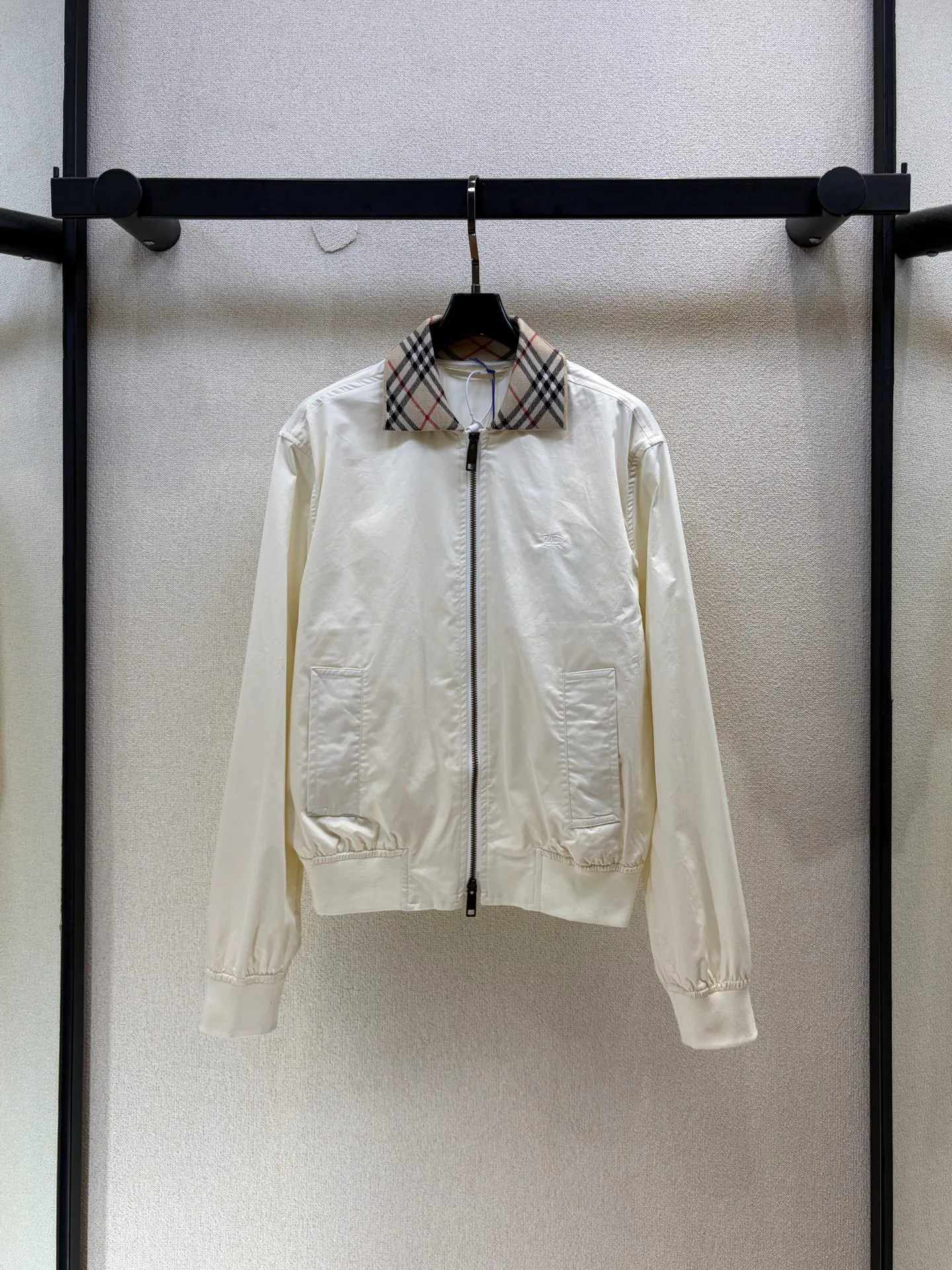 Куртки И Пуховики Женские Burberry 18722109