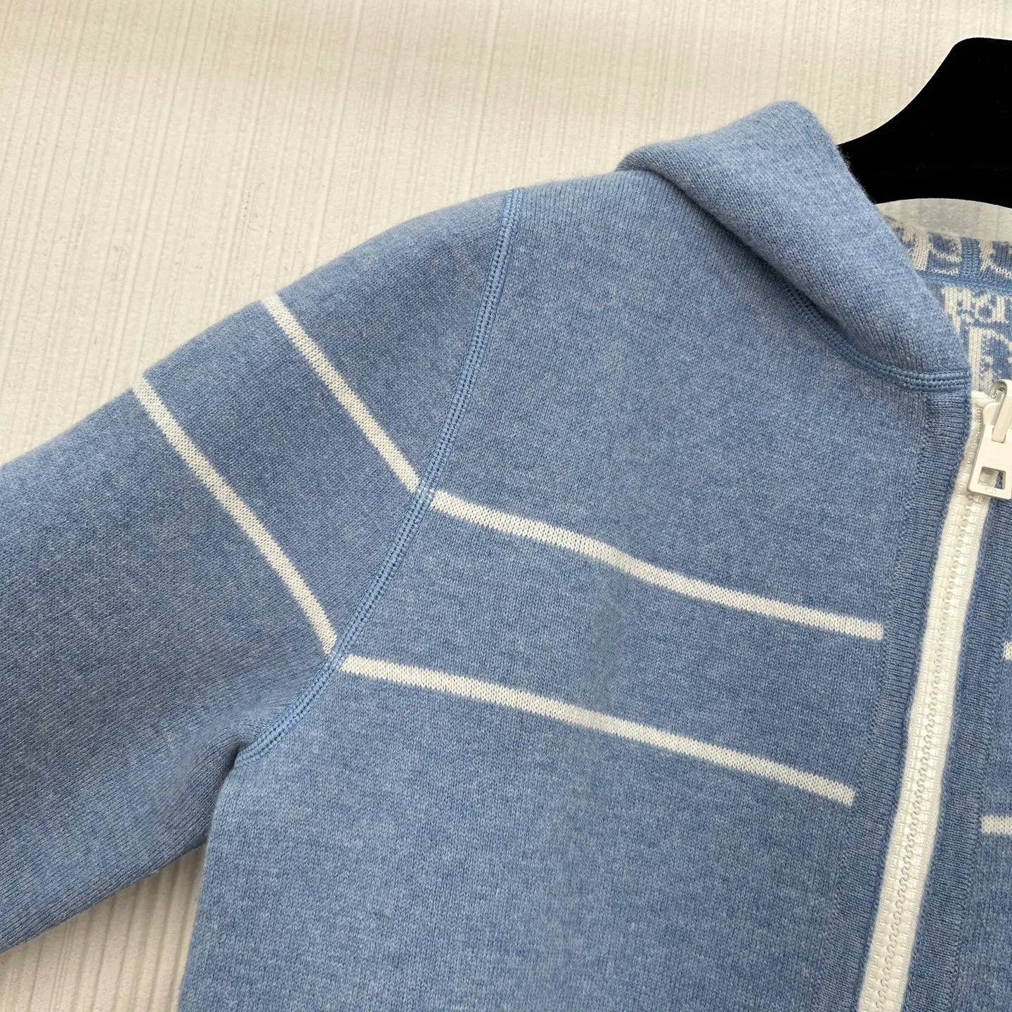 Куртки И Пуховики Женские Christian Dior 810690